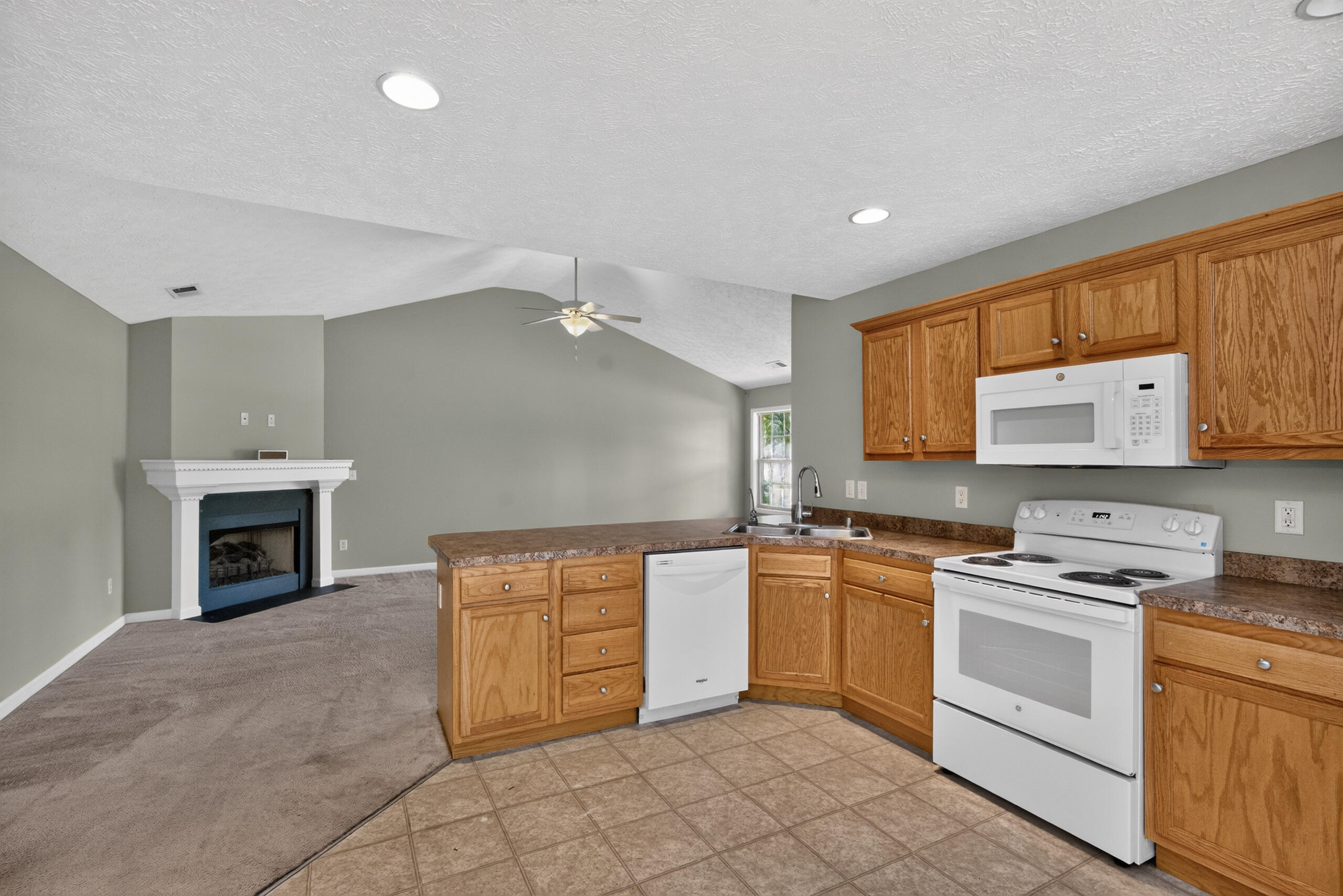 127 Starting Gate Point Property Photo 5