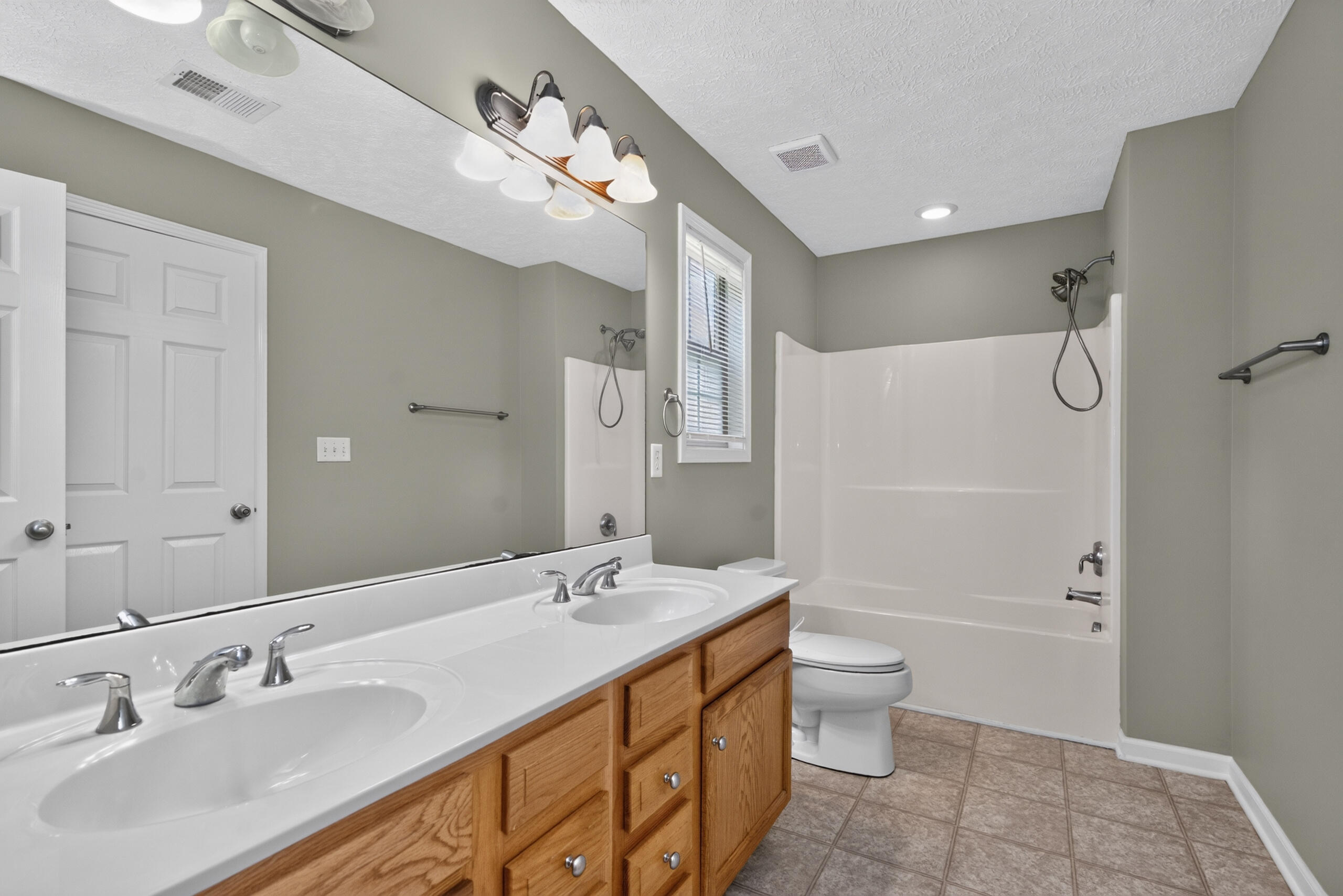 127 Starting Gate Point Property Photo 12