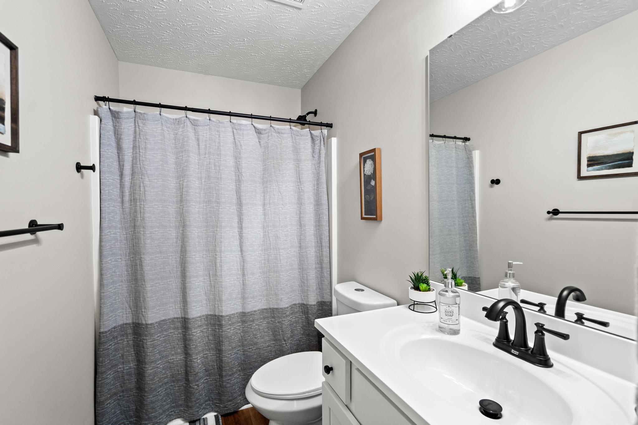 103 Sheffield Drive Property Photo 25