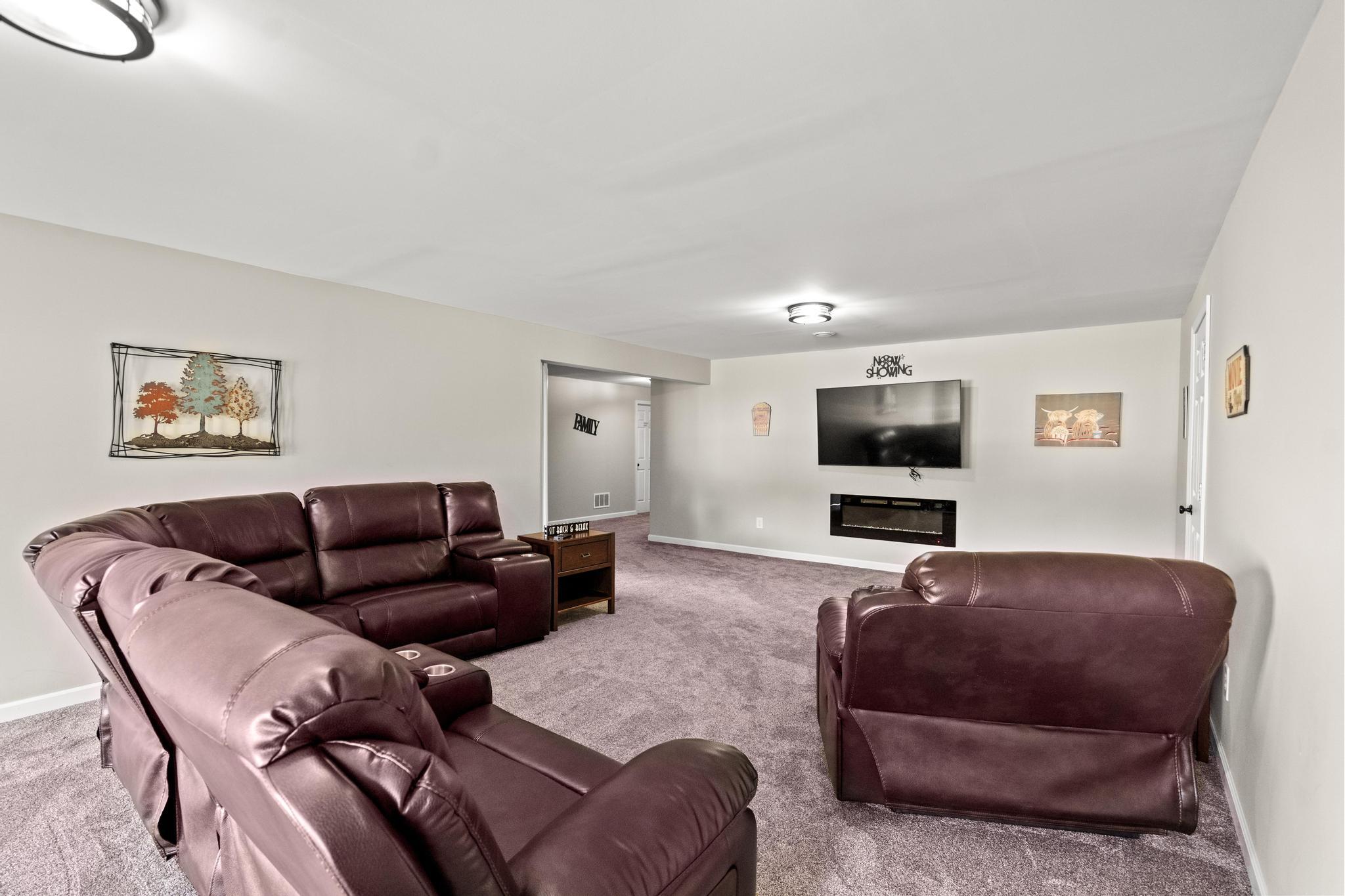 103 Sheffield Drive Property Photo 33