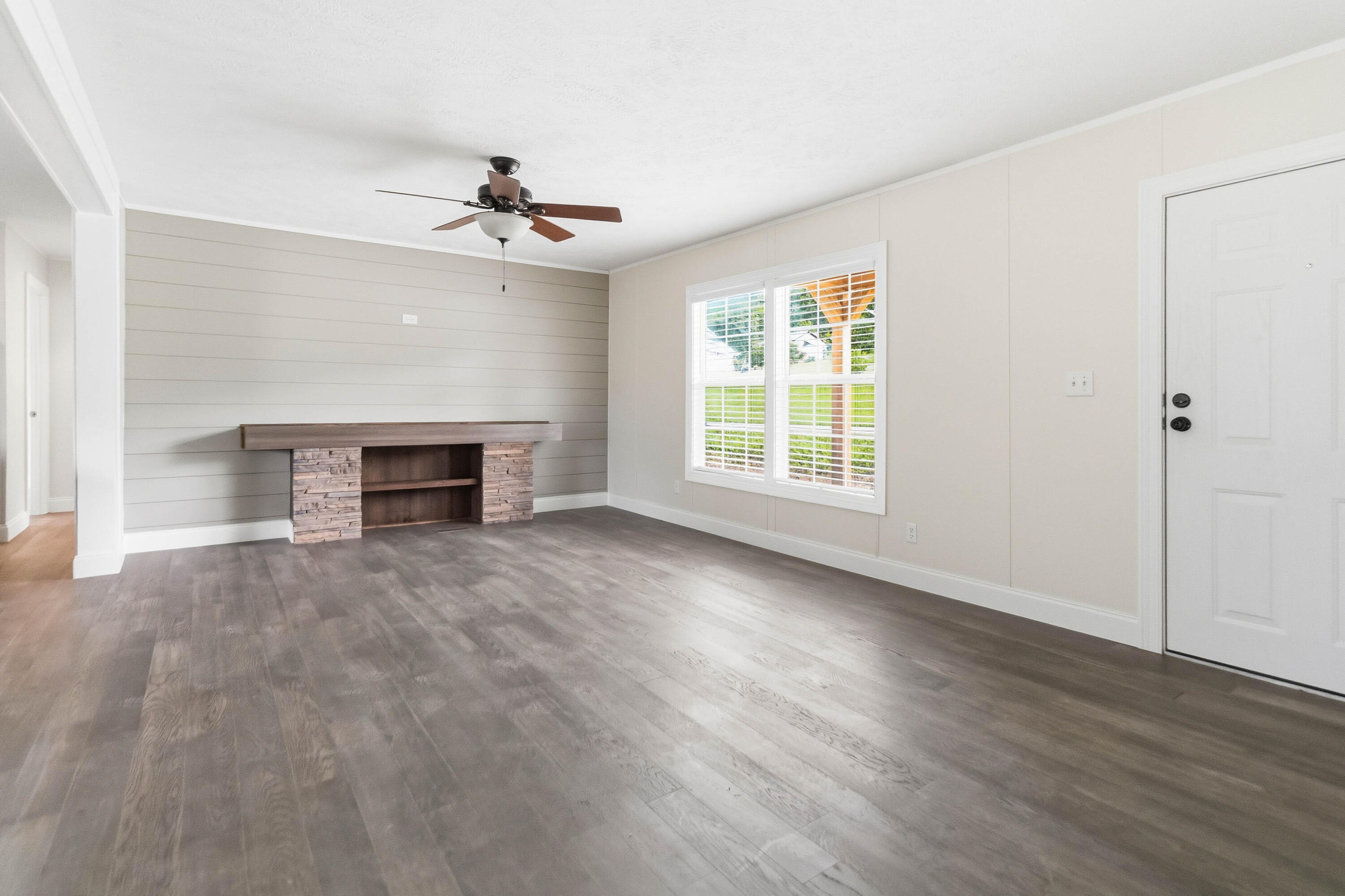 5783 Slate Lick Road Property Photo 10
