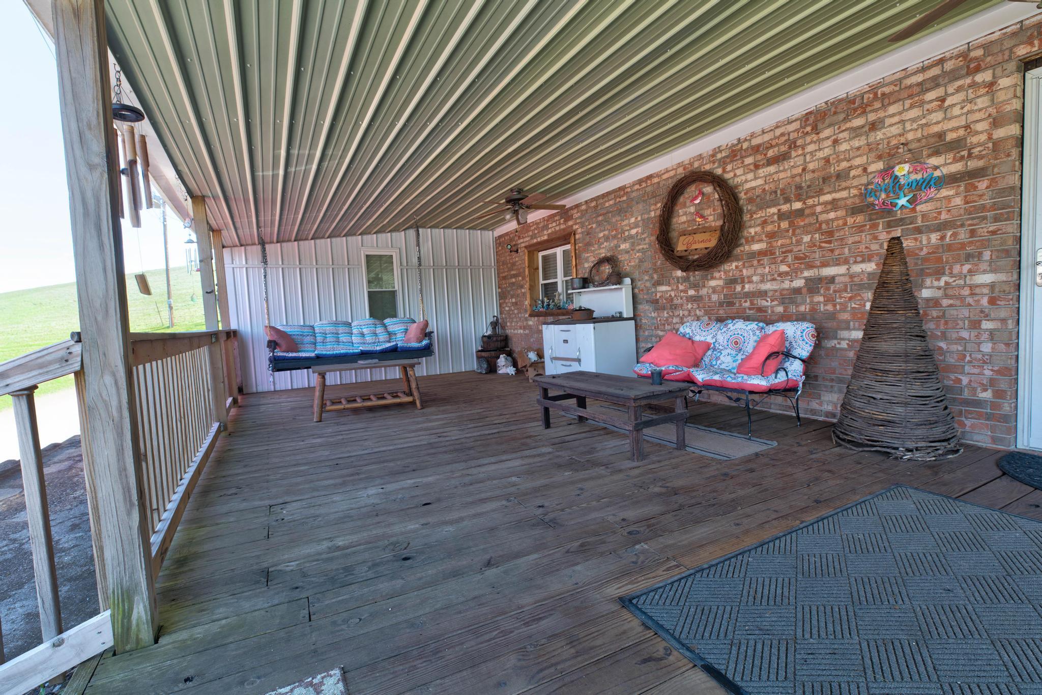 1376 S Highway 11 Property Photo 3