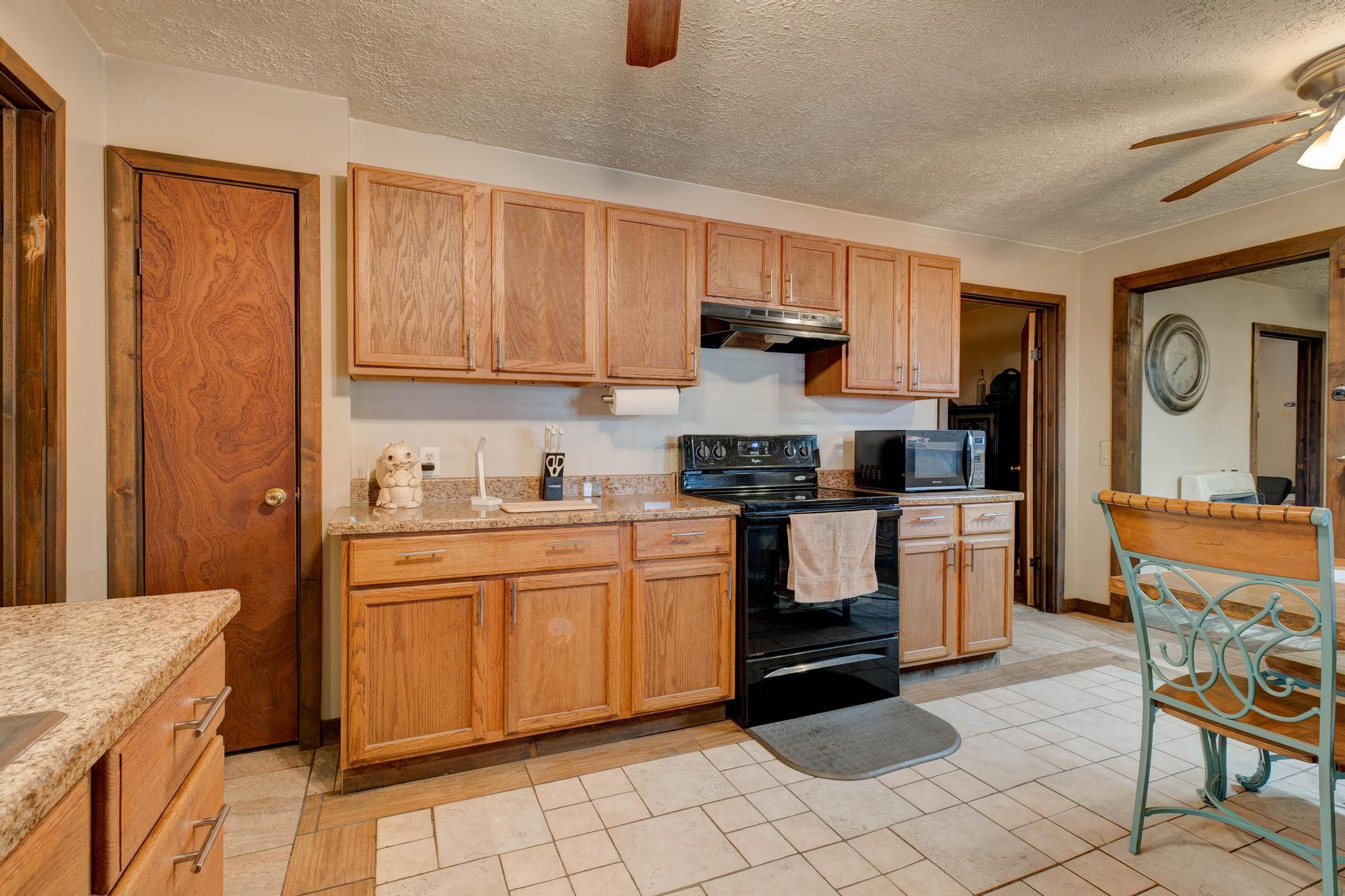 1376 S Highway 11 Property Photo 10