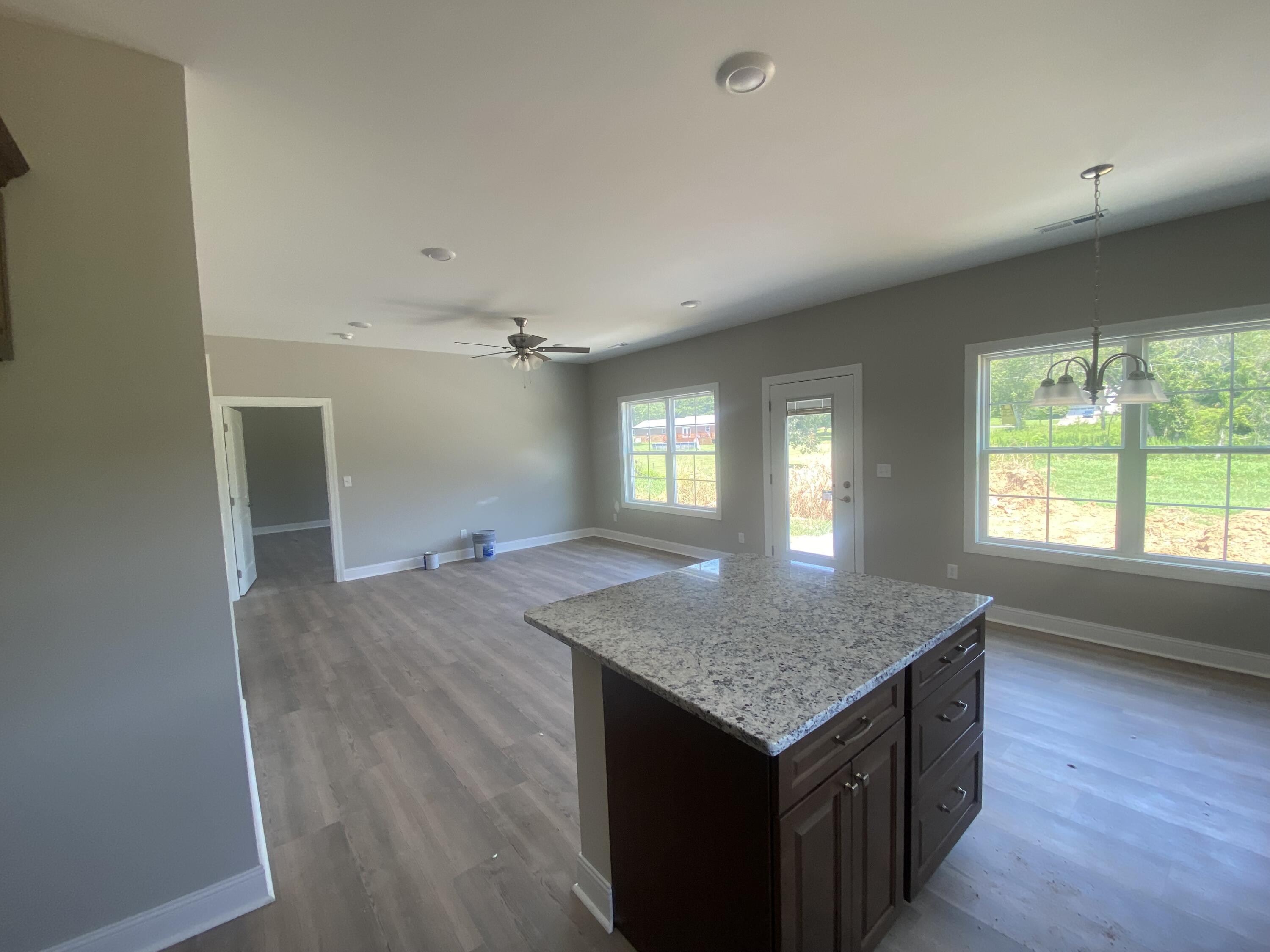 36 Fieldstone Circle Property Photo 6