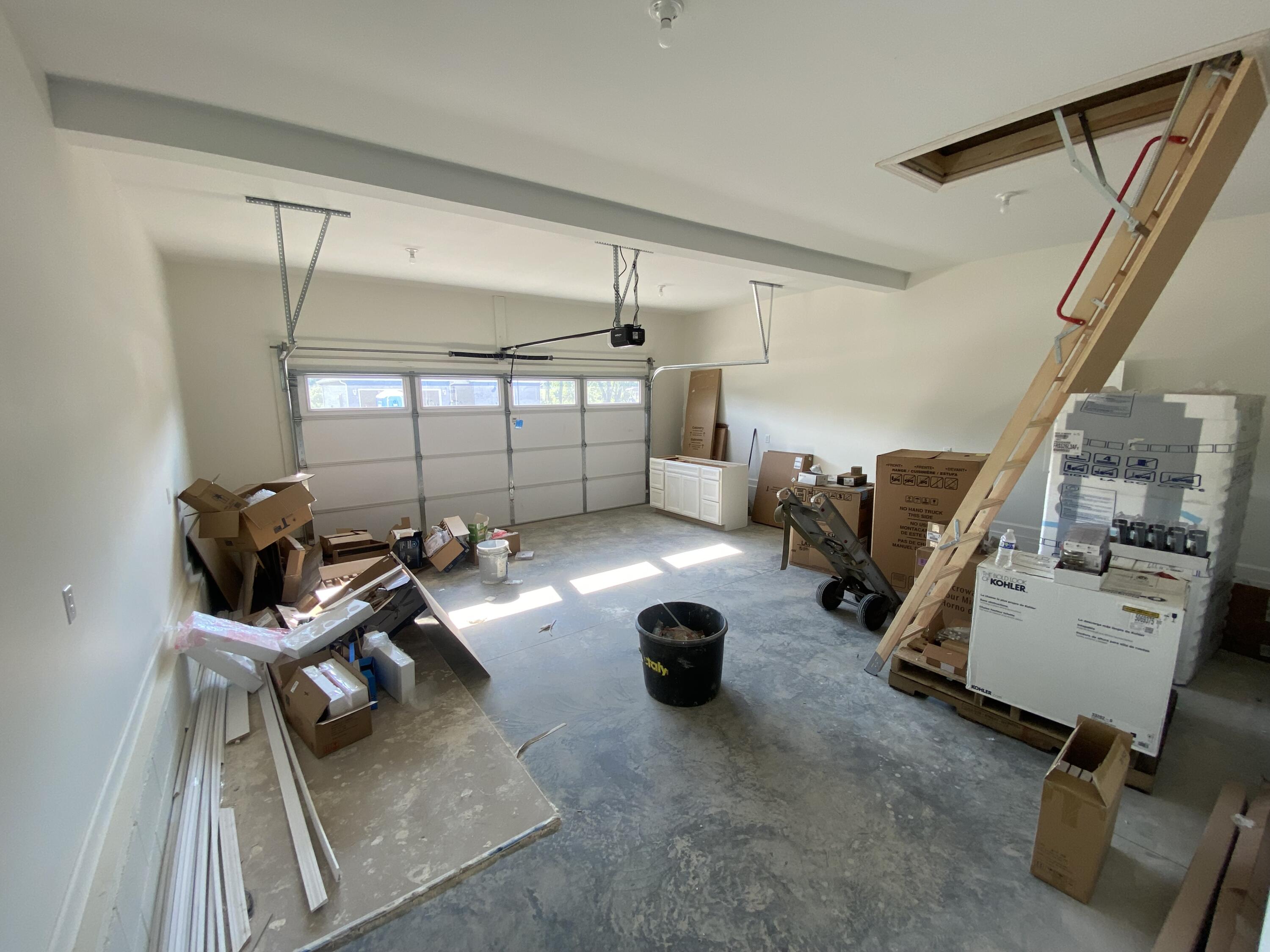 37 Fieldstone Circle Property Photo 8