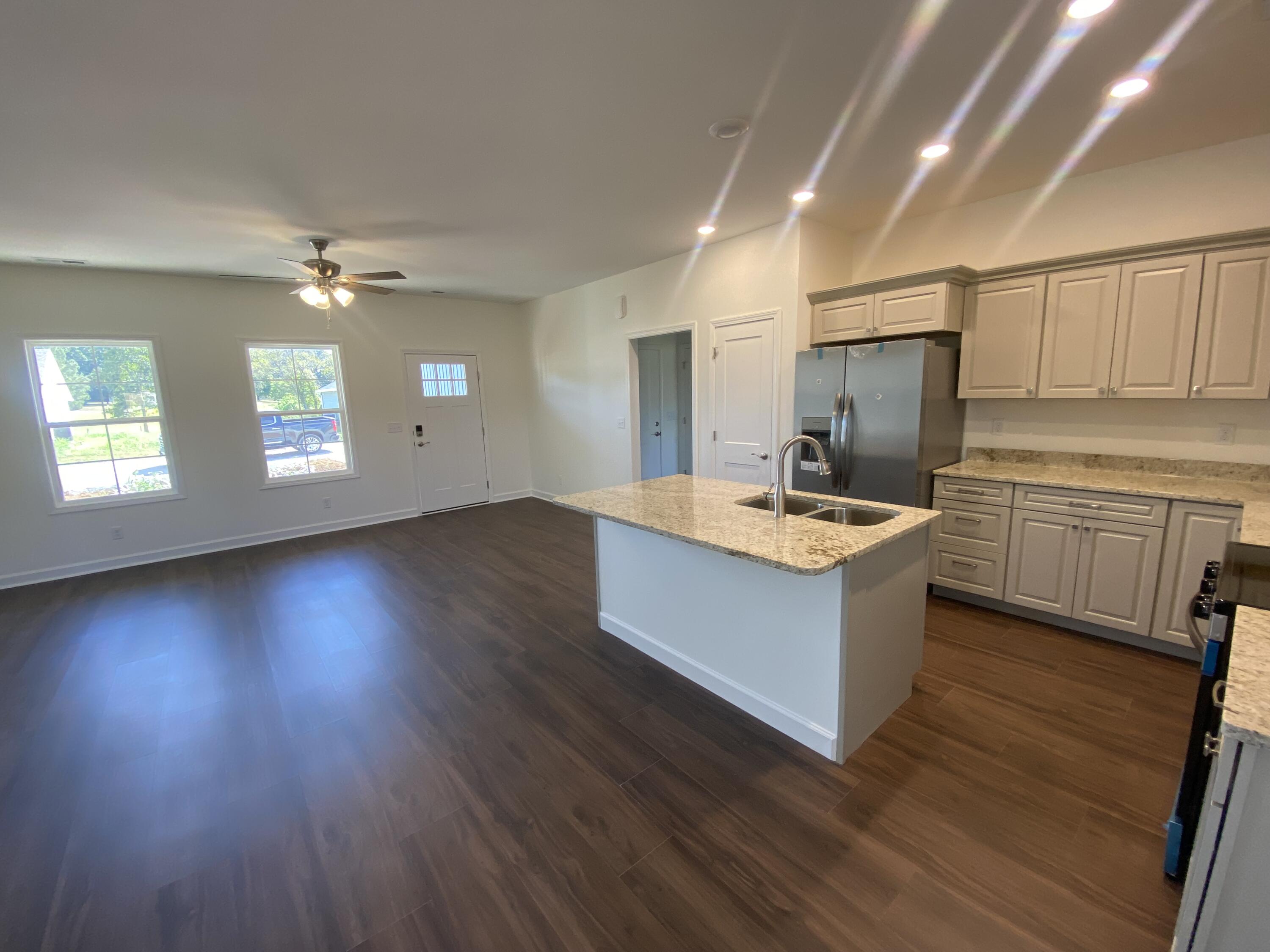 37 Fieldstone Circle Property Photo 17