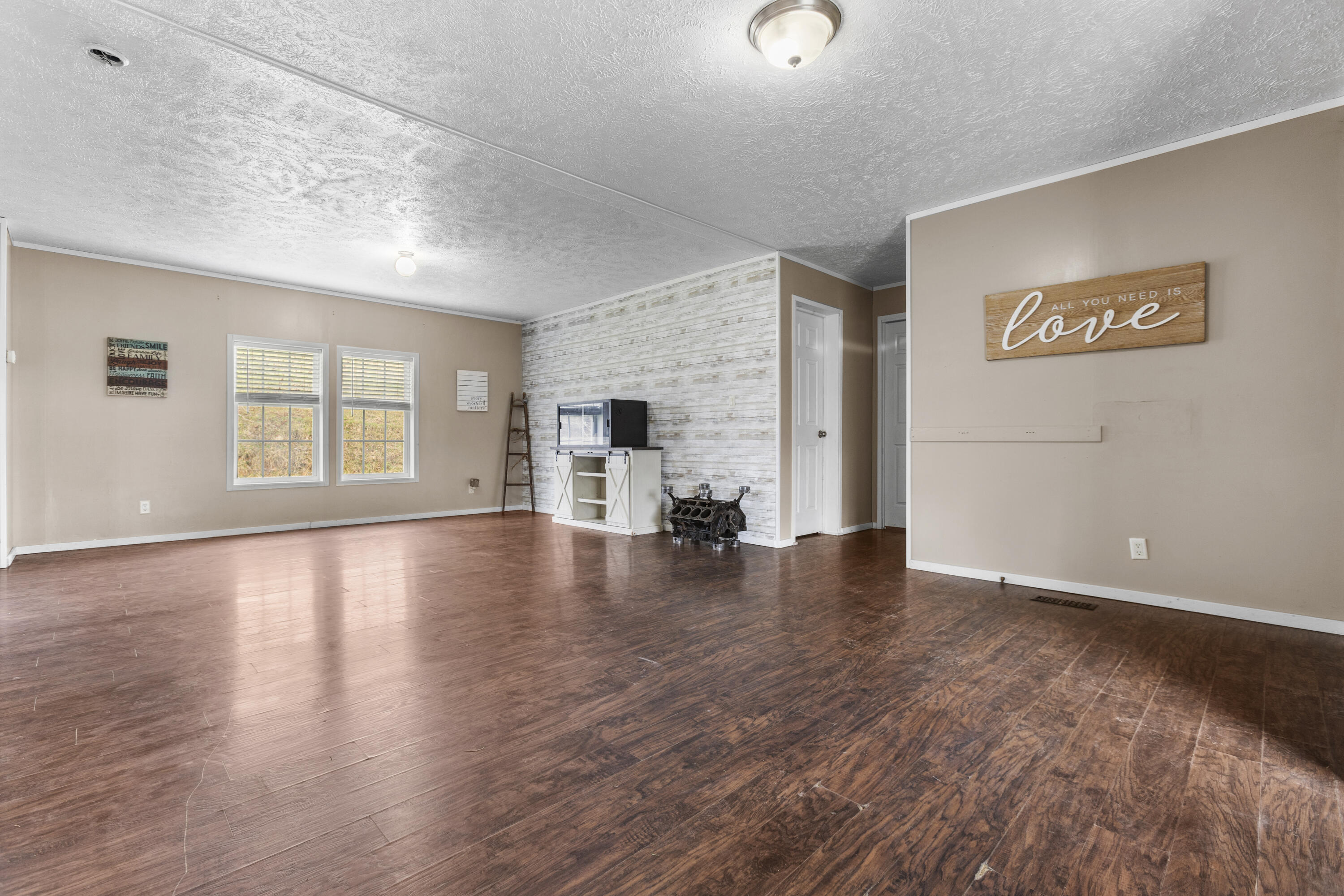 14931 Us-460 Property Photo 23