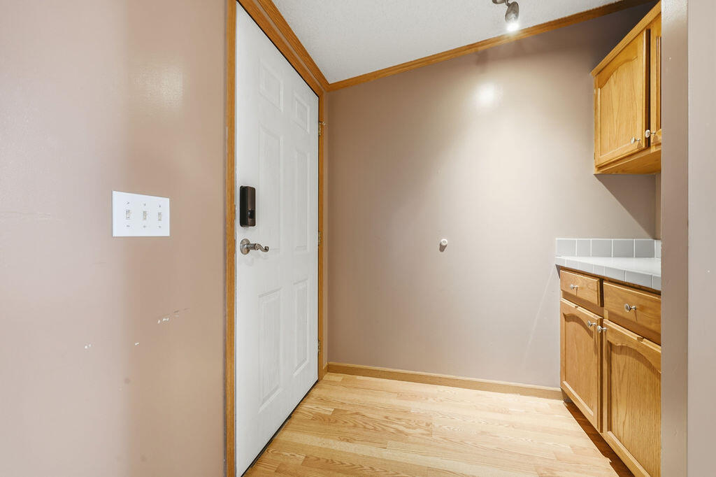115 Sarah Cove Property Photo 4