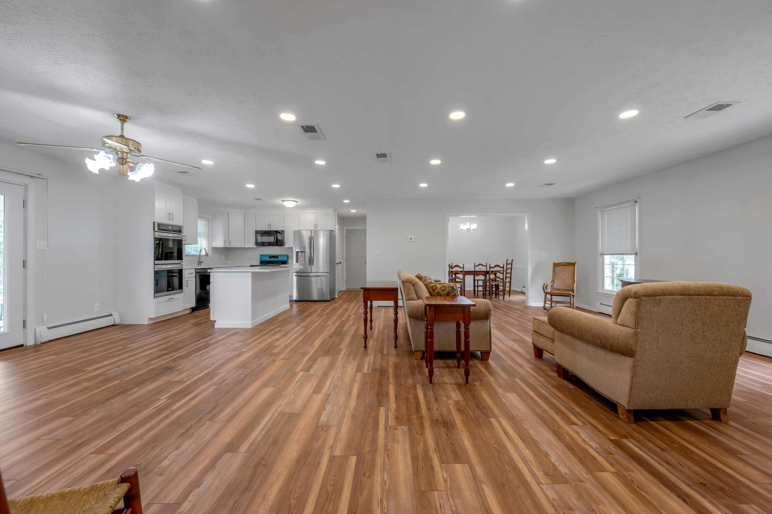 307 Beacon Hill Property Photo 8