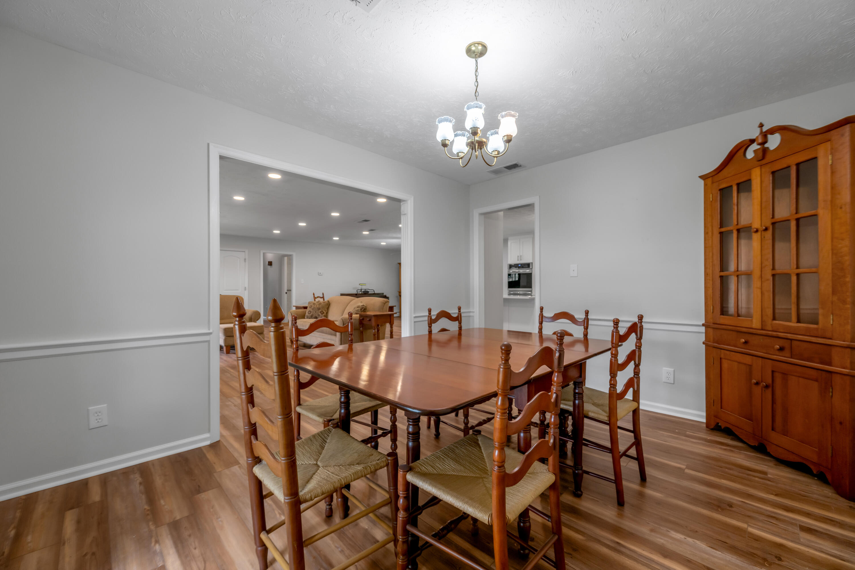 307 Beacon Hill Property Photo 22
