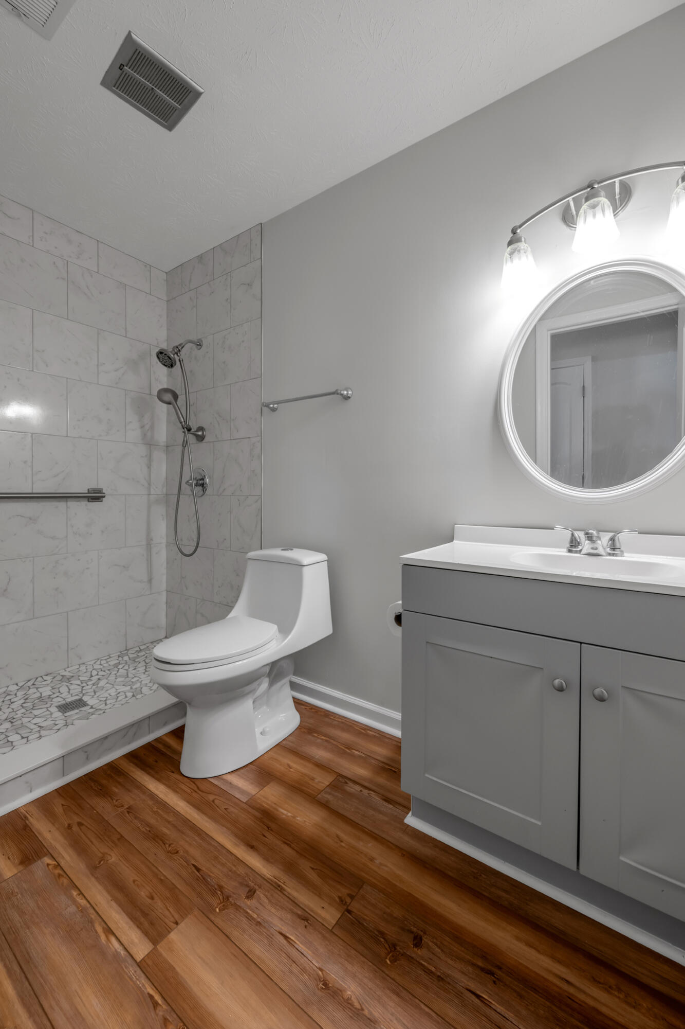 307 Beacon Hill Property Photo 24