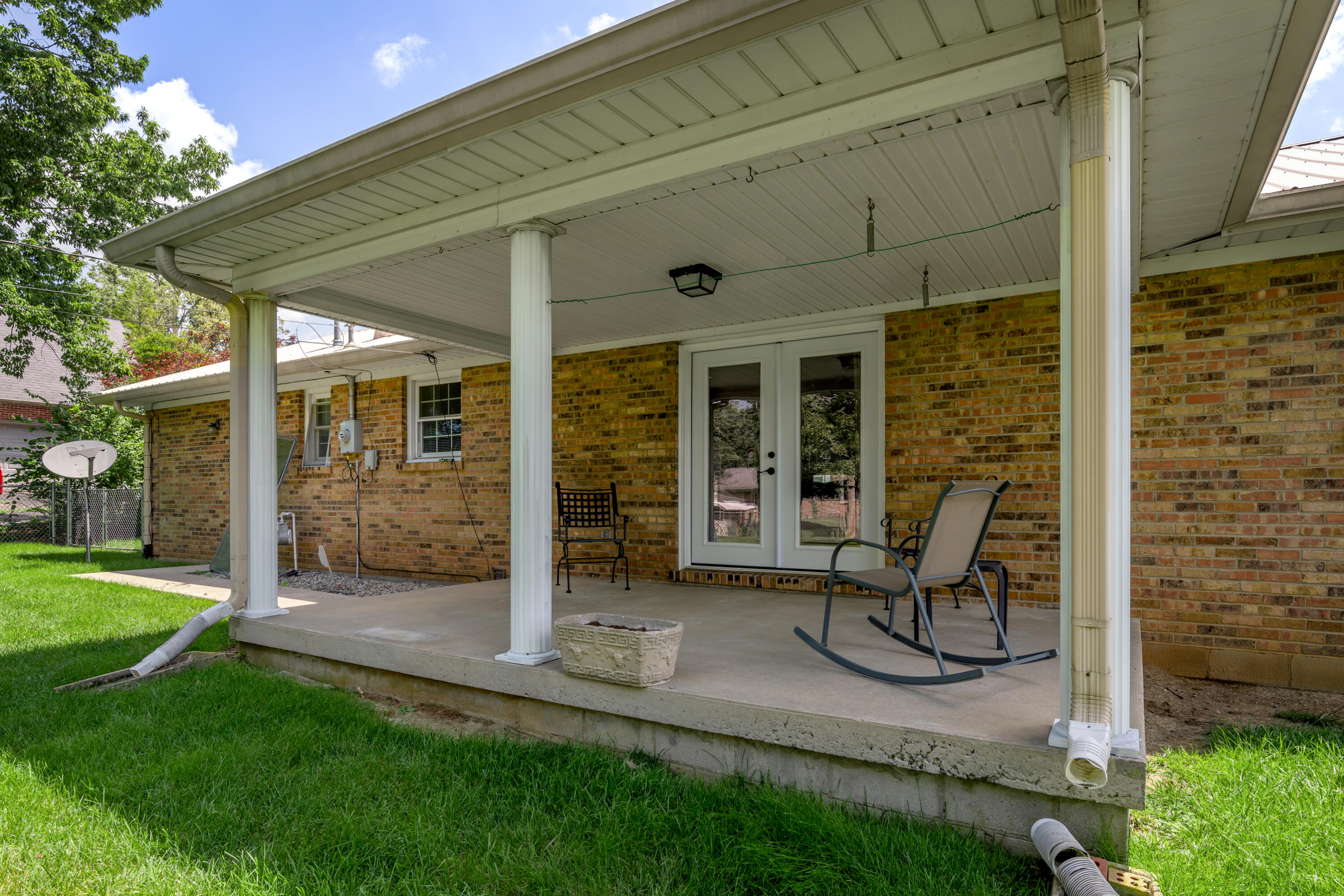 307 Beacon Hill Property Photo 46