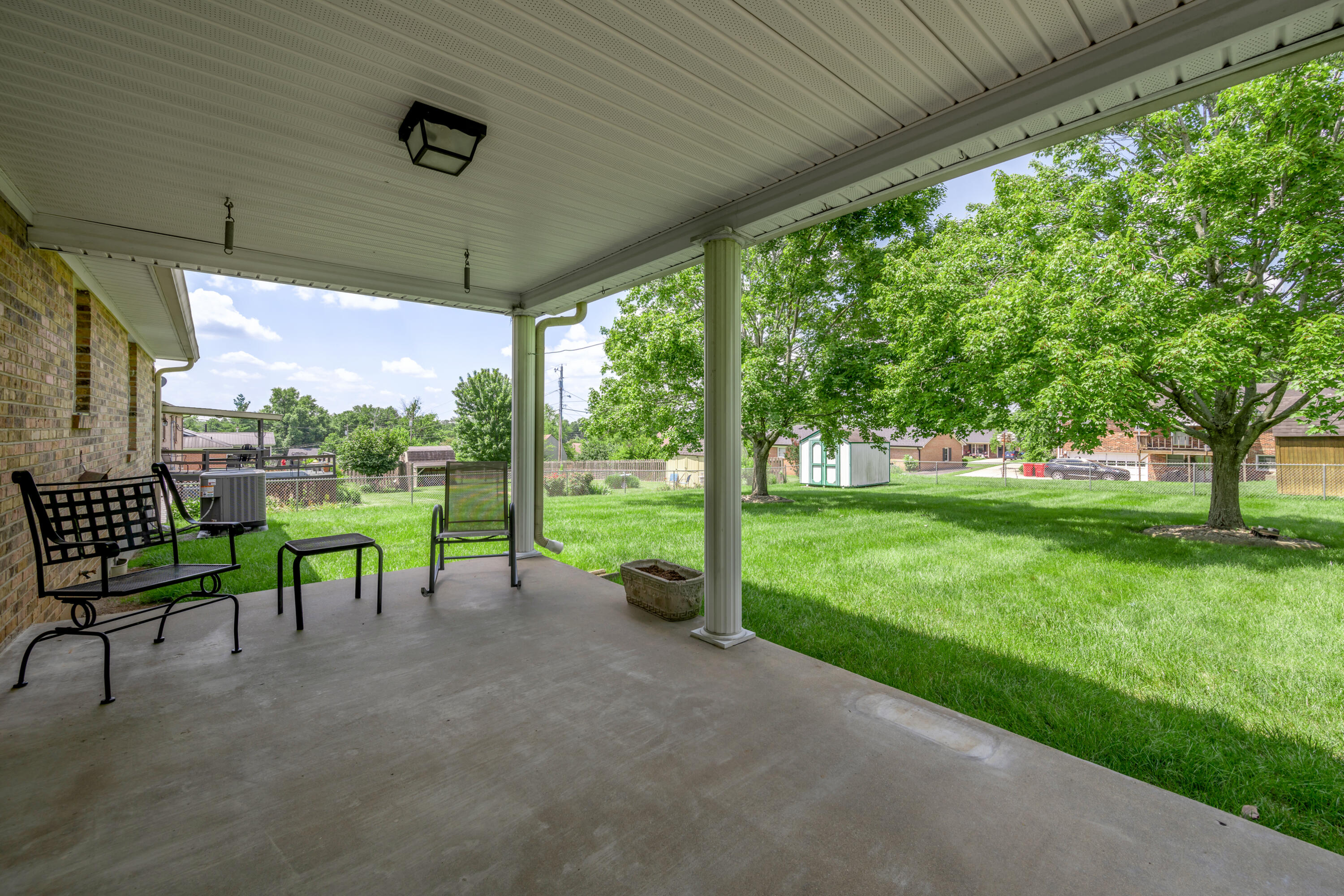 307 Beacon Hill Property Photo 47