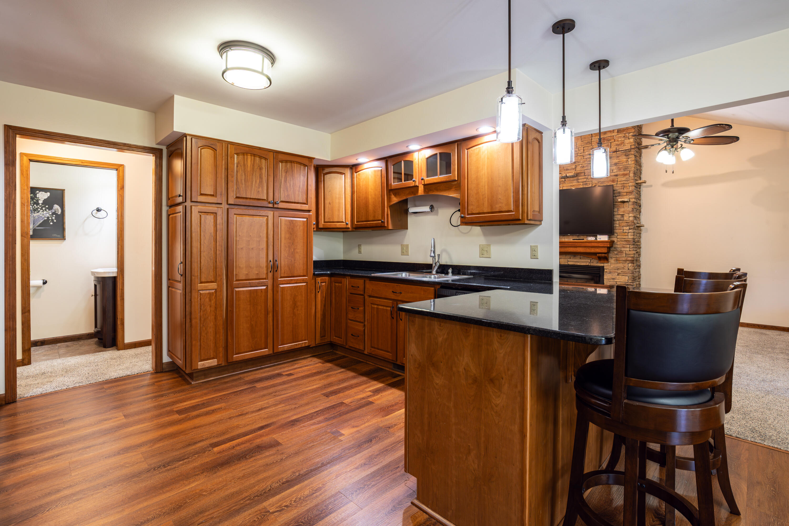 1091 Deepwood Drive Property Photo 11