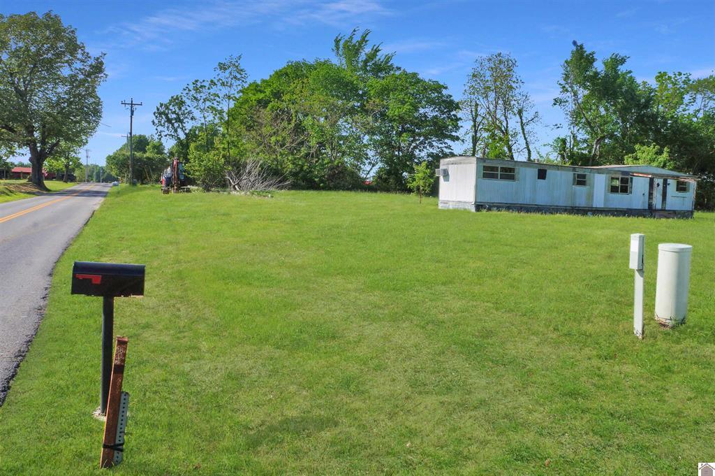 222 Almo Road Property Photo 2