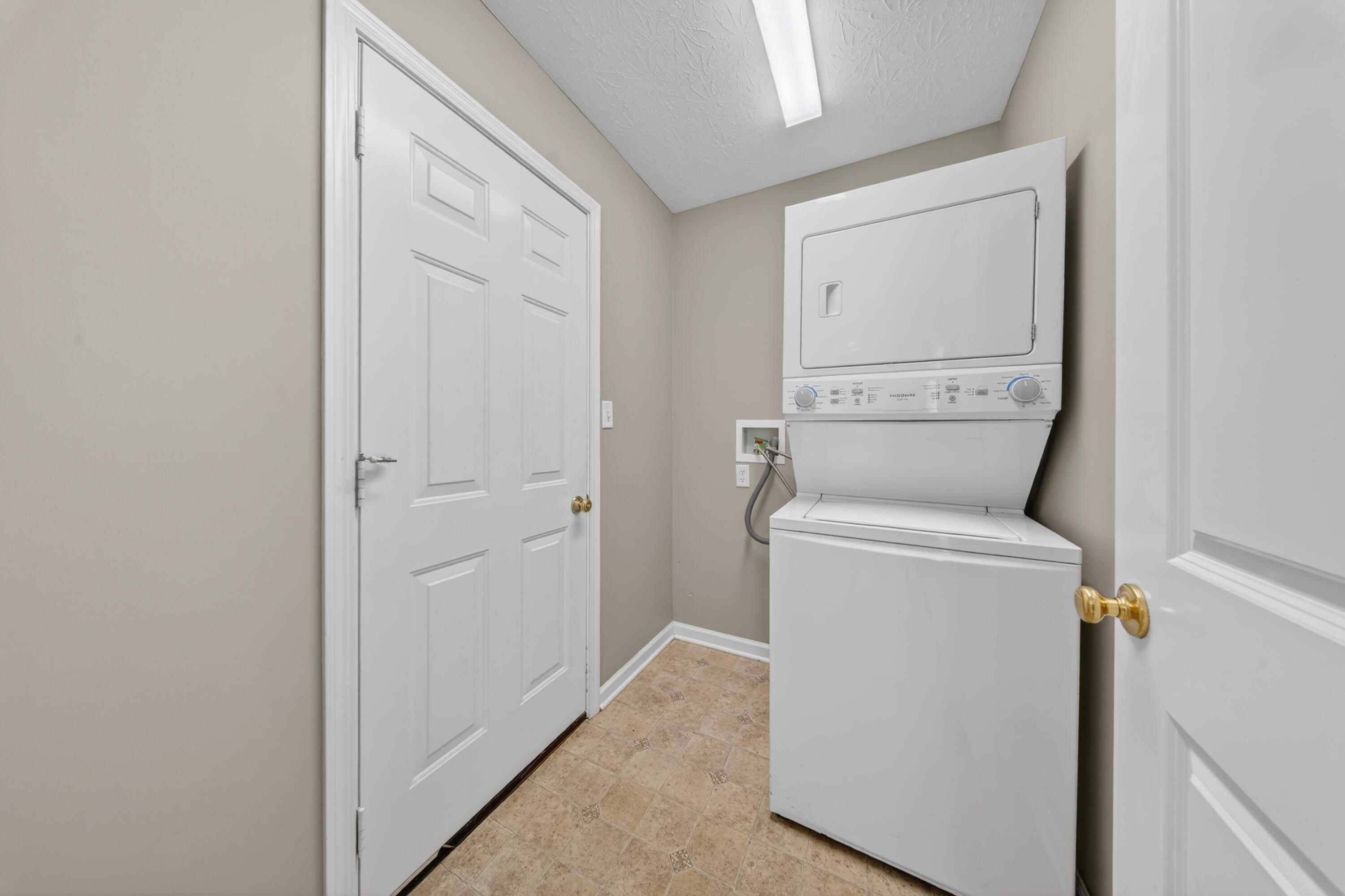 505 Coastal Avenue Property Photo 10