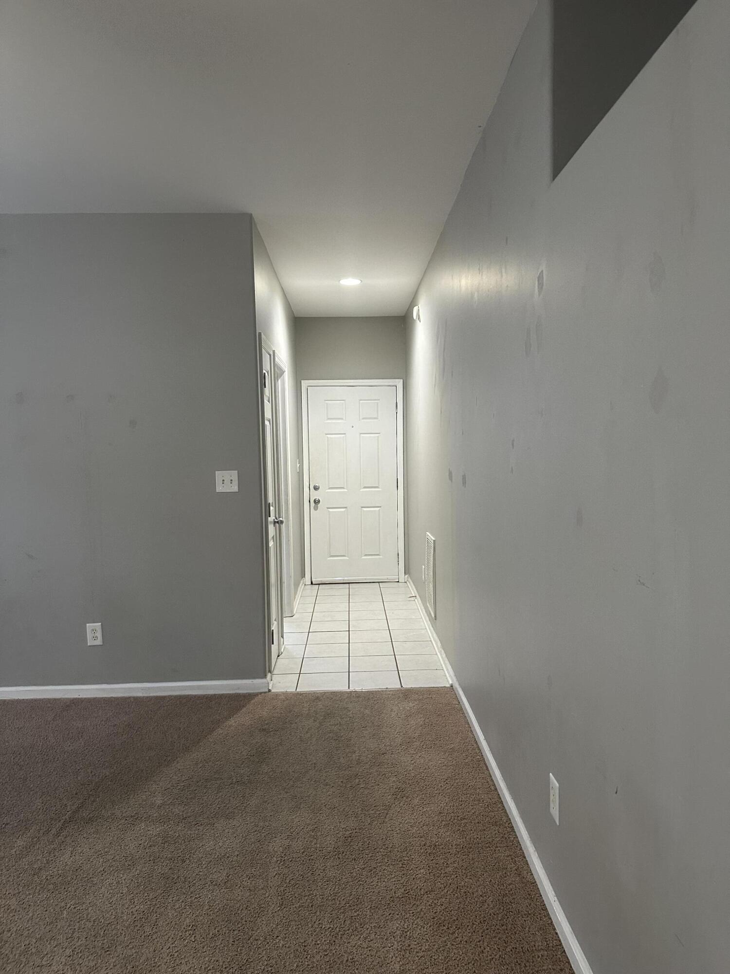 3845 Pinecrest Way Property Photo 4