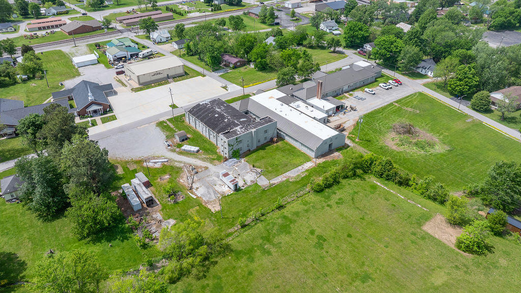 140 College Street Property Photo 2