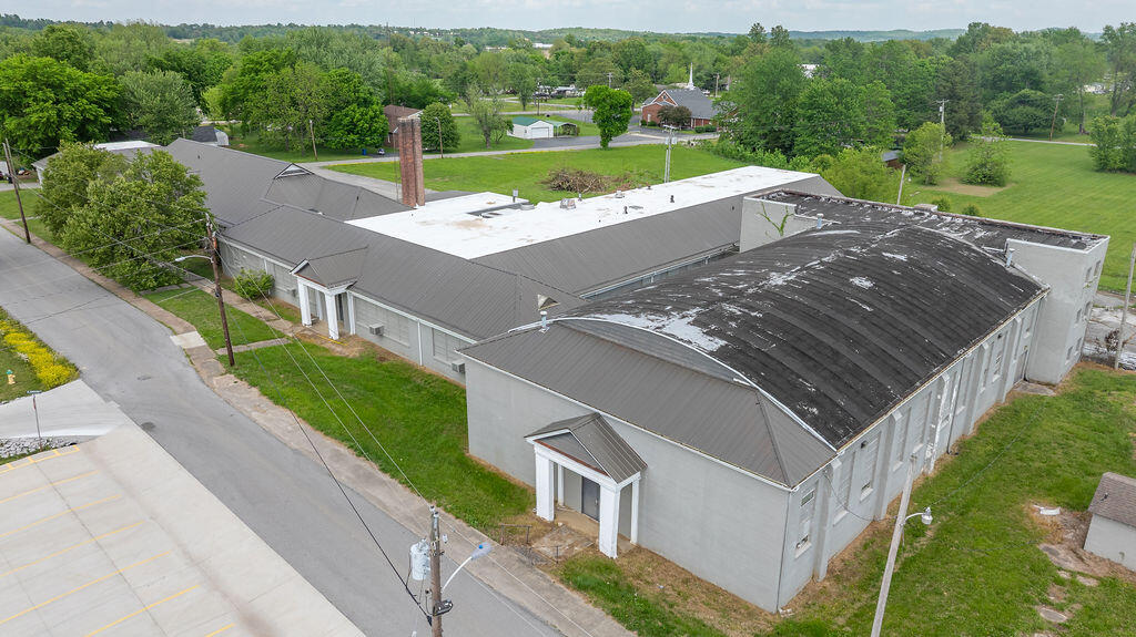 140 College Street Property Photo 15
