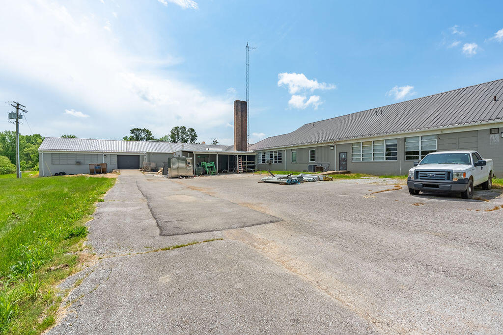 140 College Street Property Photo 22