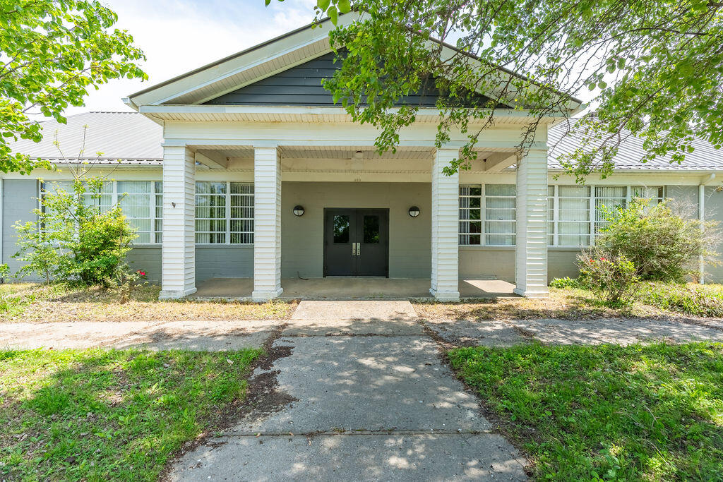 140 College Street Property Photo 29