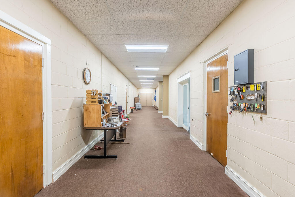 140 College Street Property Photo 34