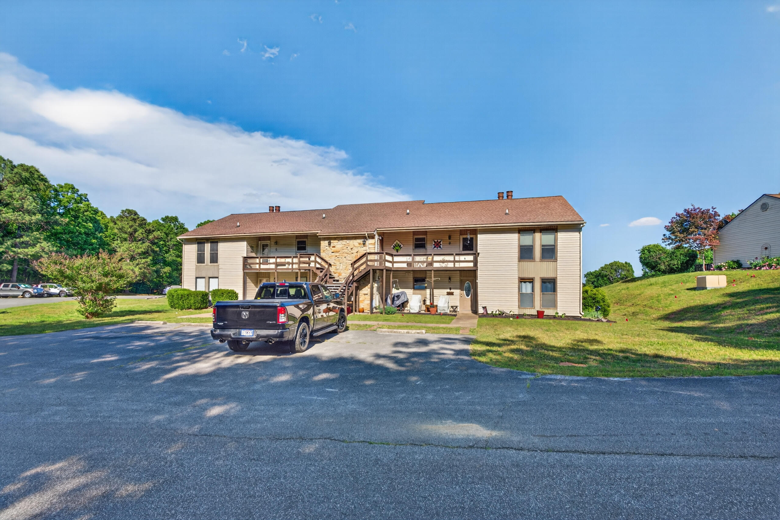 328 Champion Hills Road 2d Property Photo 6