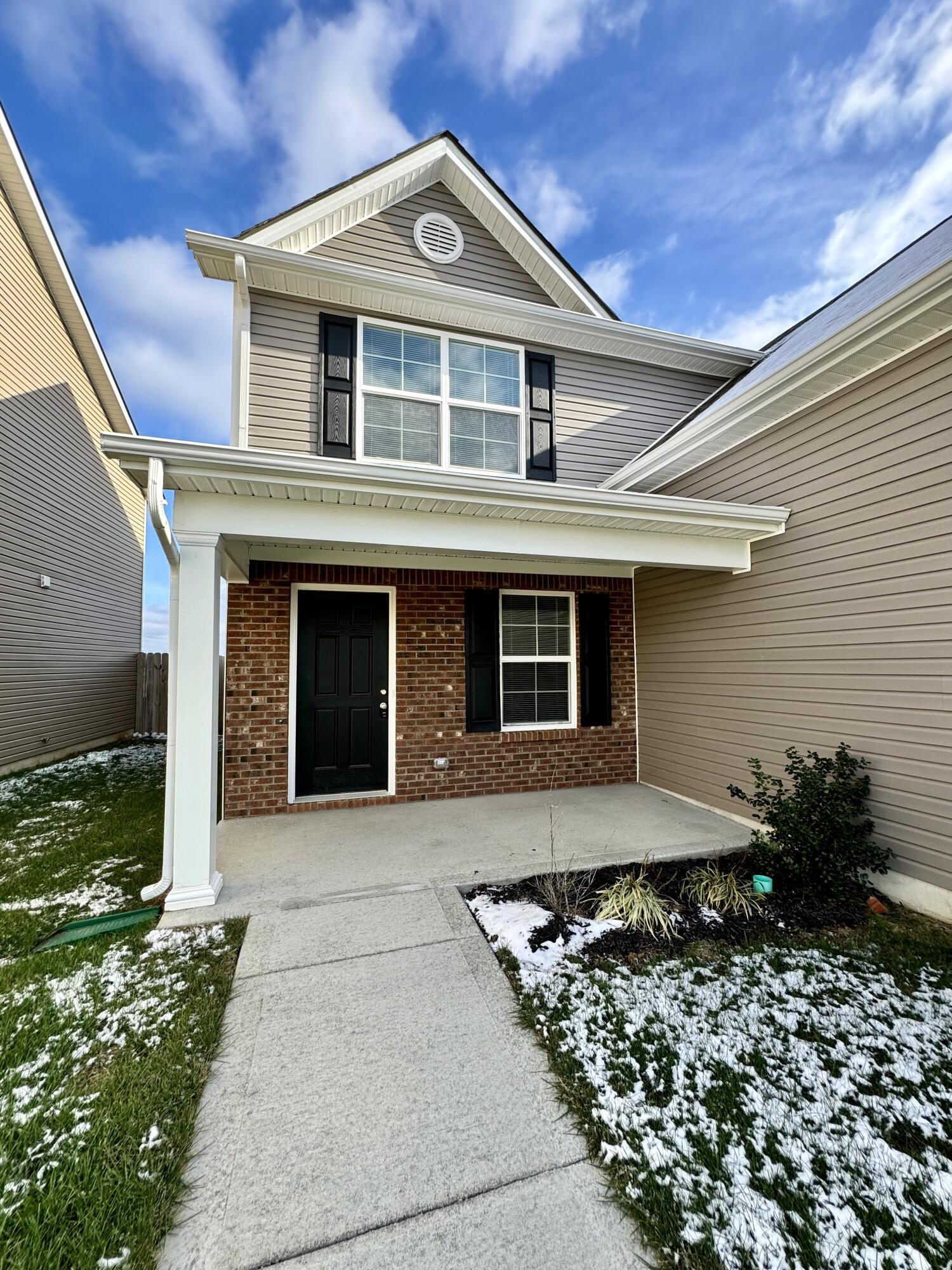 2346 Huntly Place Property Photo 4