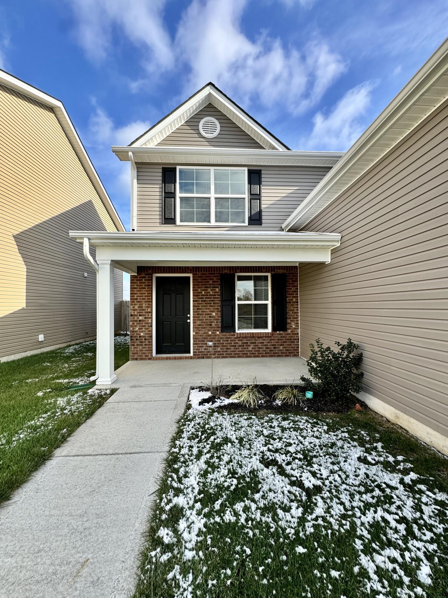 2346 Huntly Place Property Photo 5