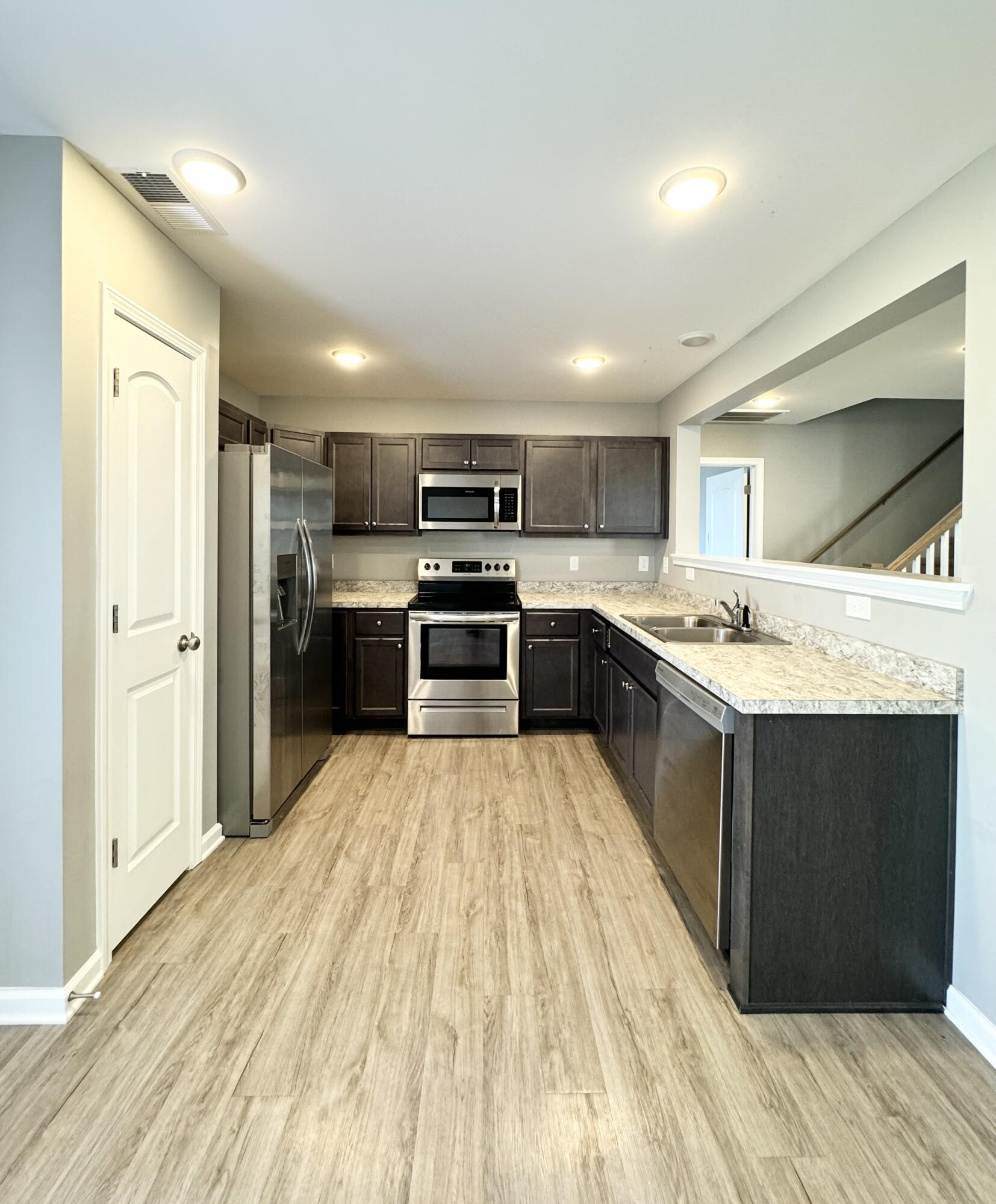 2346 Huntly Place Property Photo 13