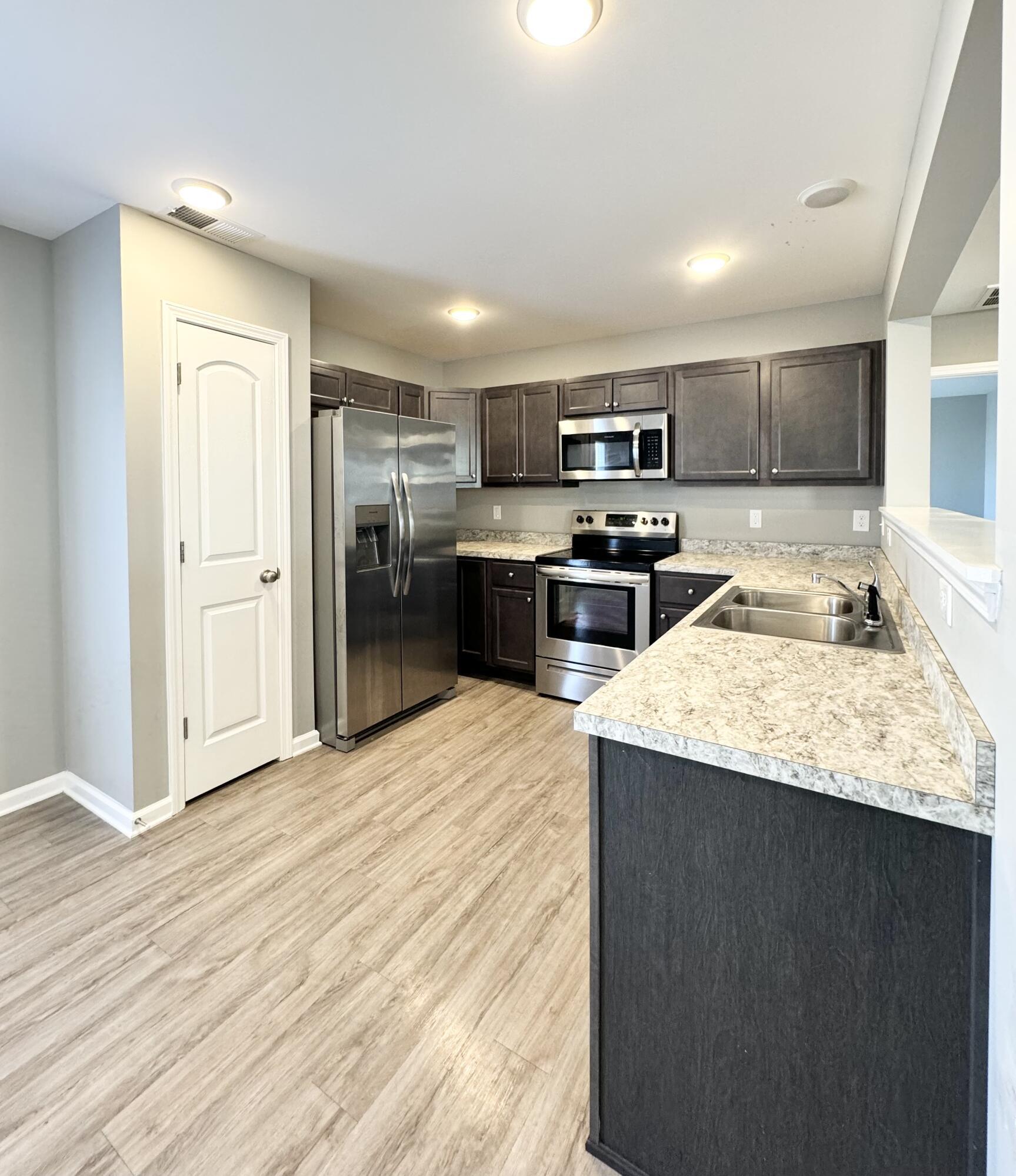 2346 Huntly Place Property Photo 14