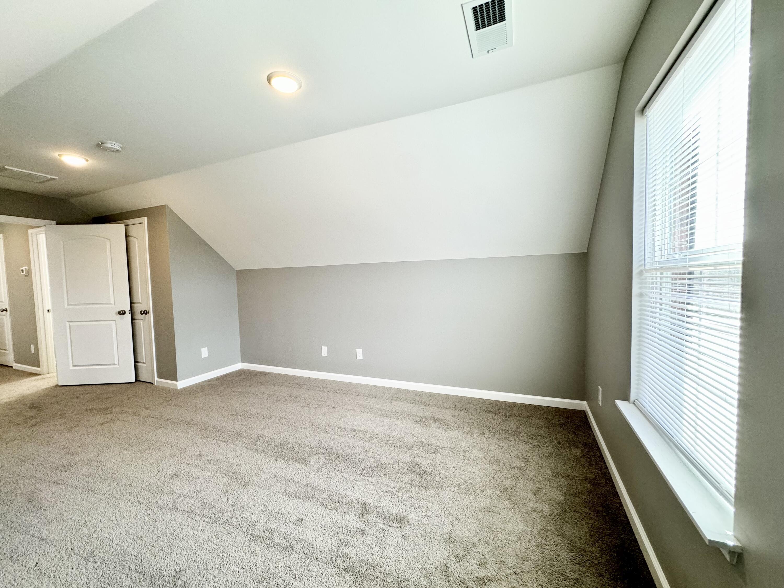 2346 Huntly Place Property Photo 39