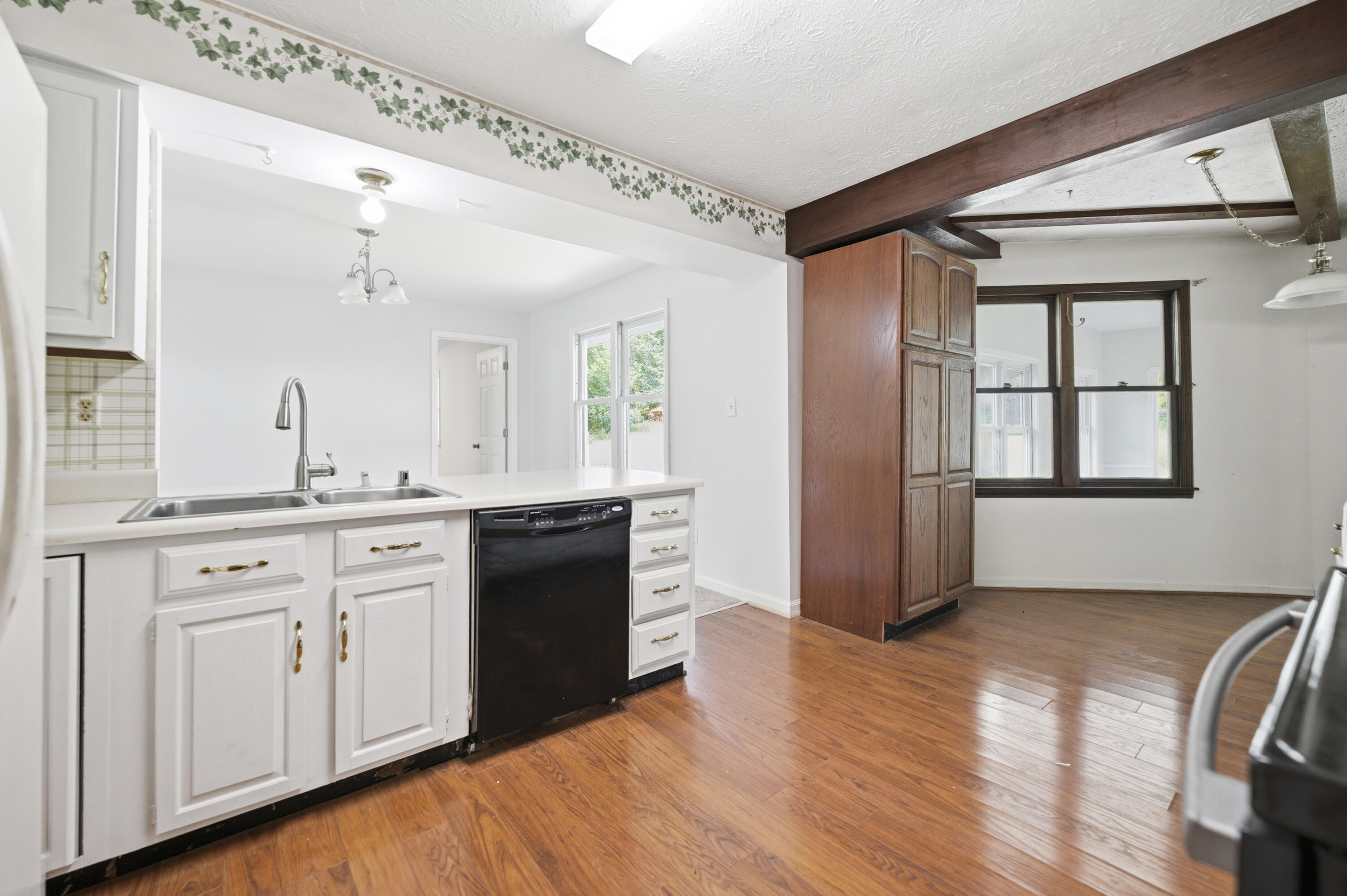 30 Dusty Road Property Photo 26
