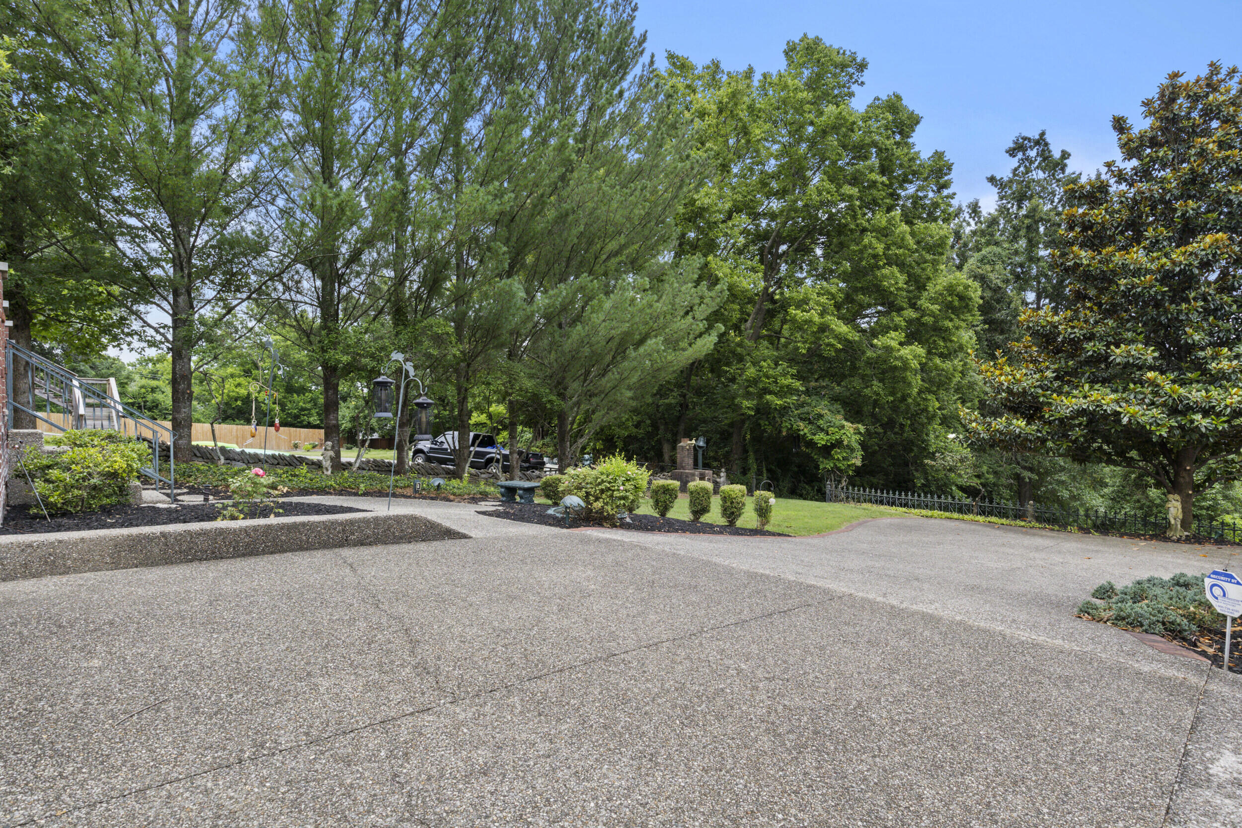 617 Chestnut Street Property Photo 45