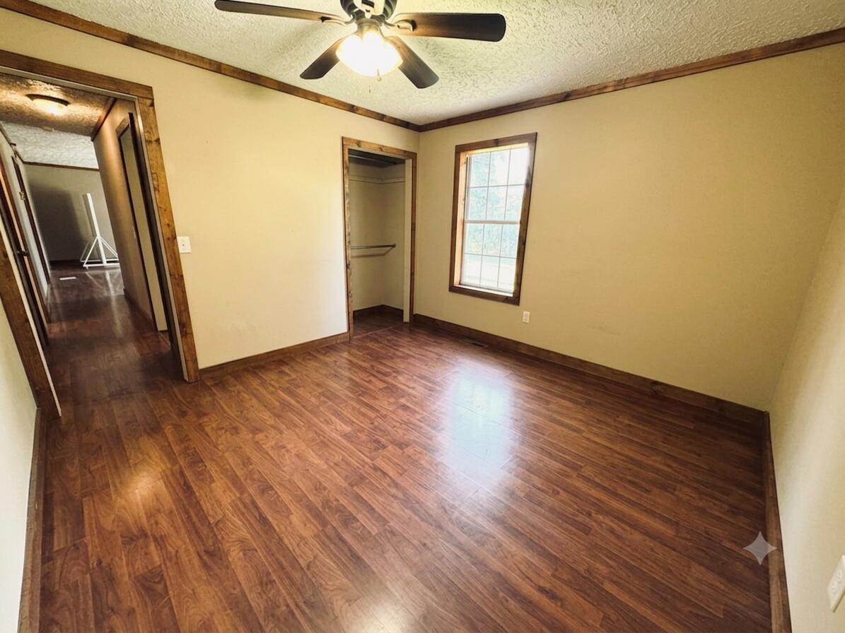 297 Oak Street Property Photo 13