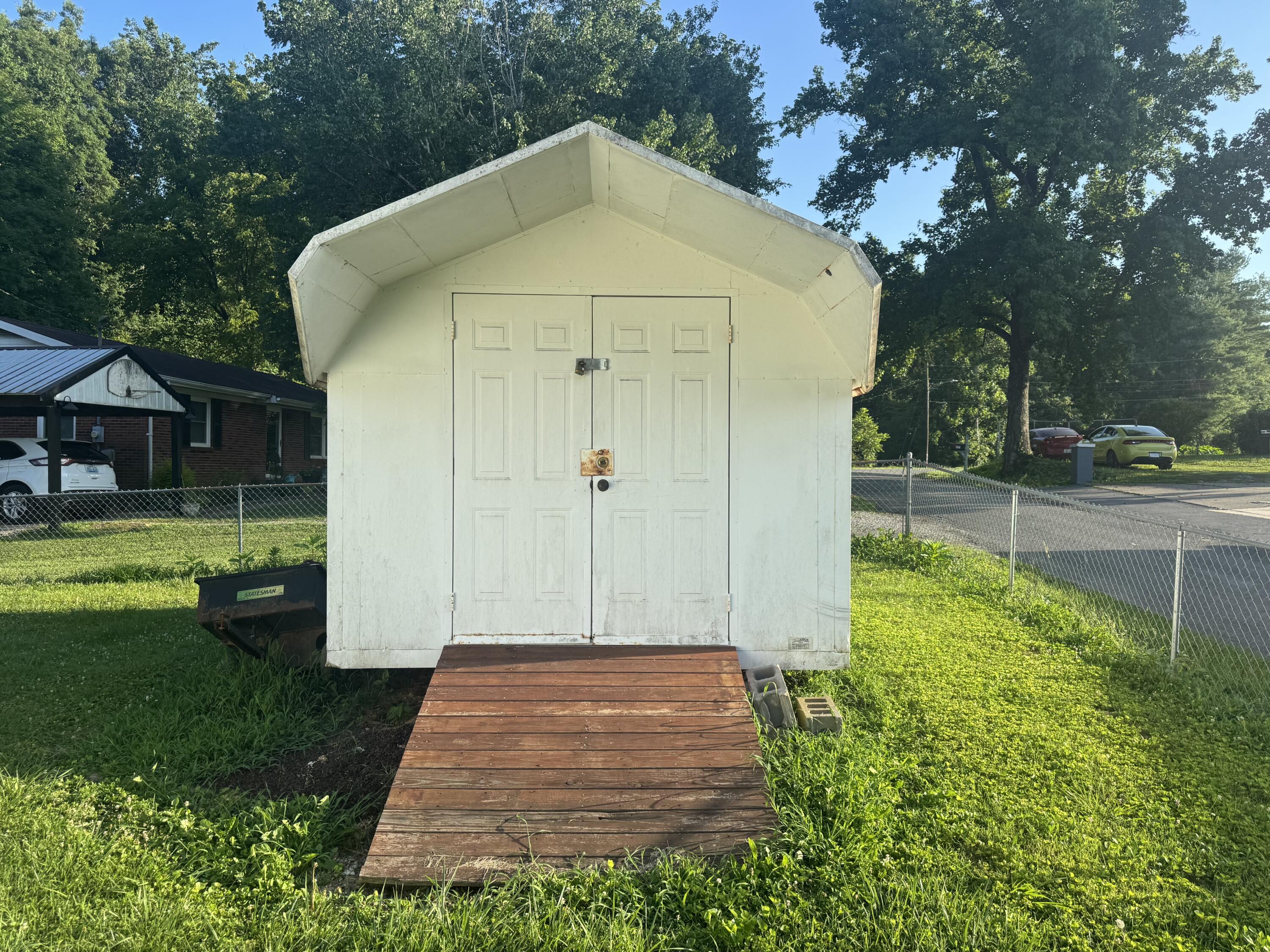 297 Oak Street Property Photo 18