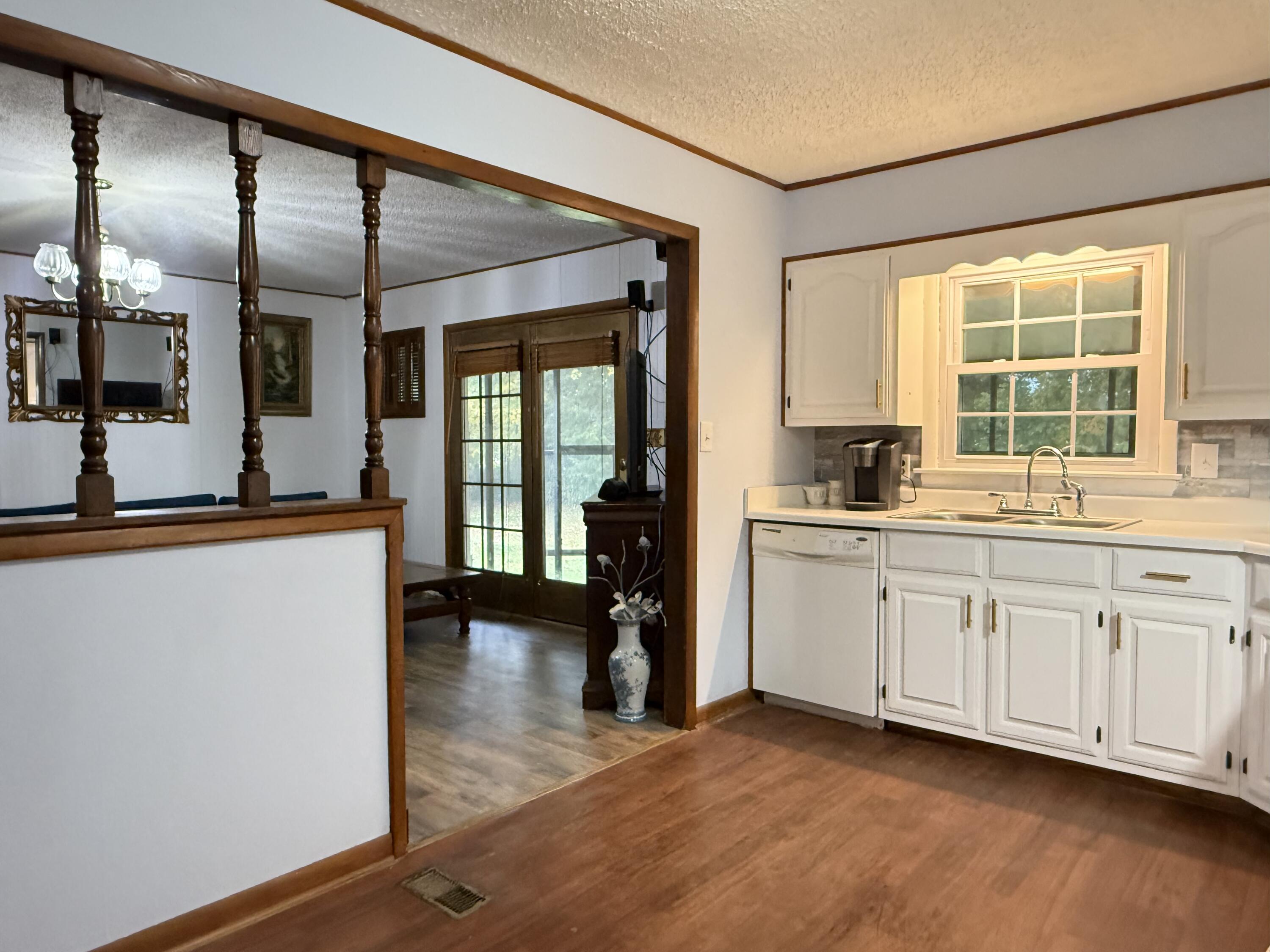 1102 Dogwood Lane Property Photo 7