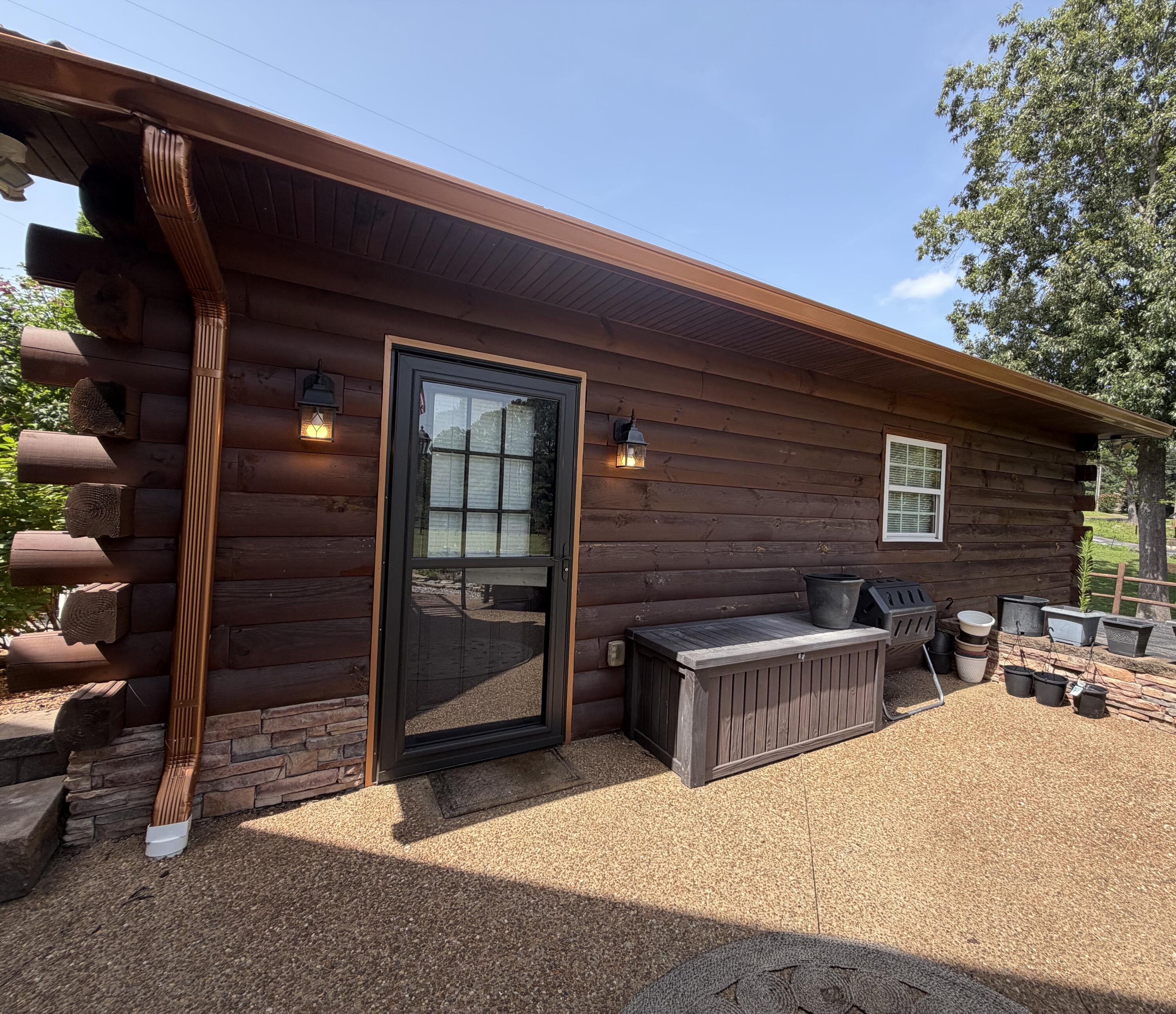 484 Blue Springs Boulevard Property Photo 35
