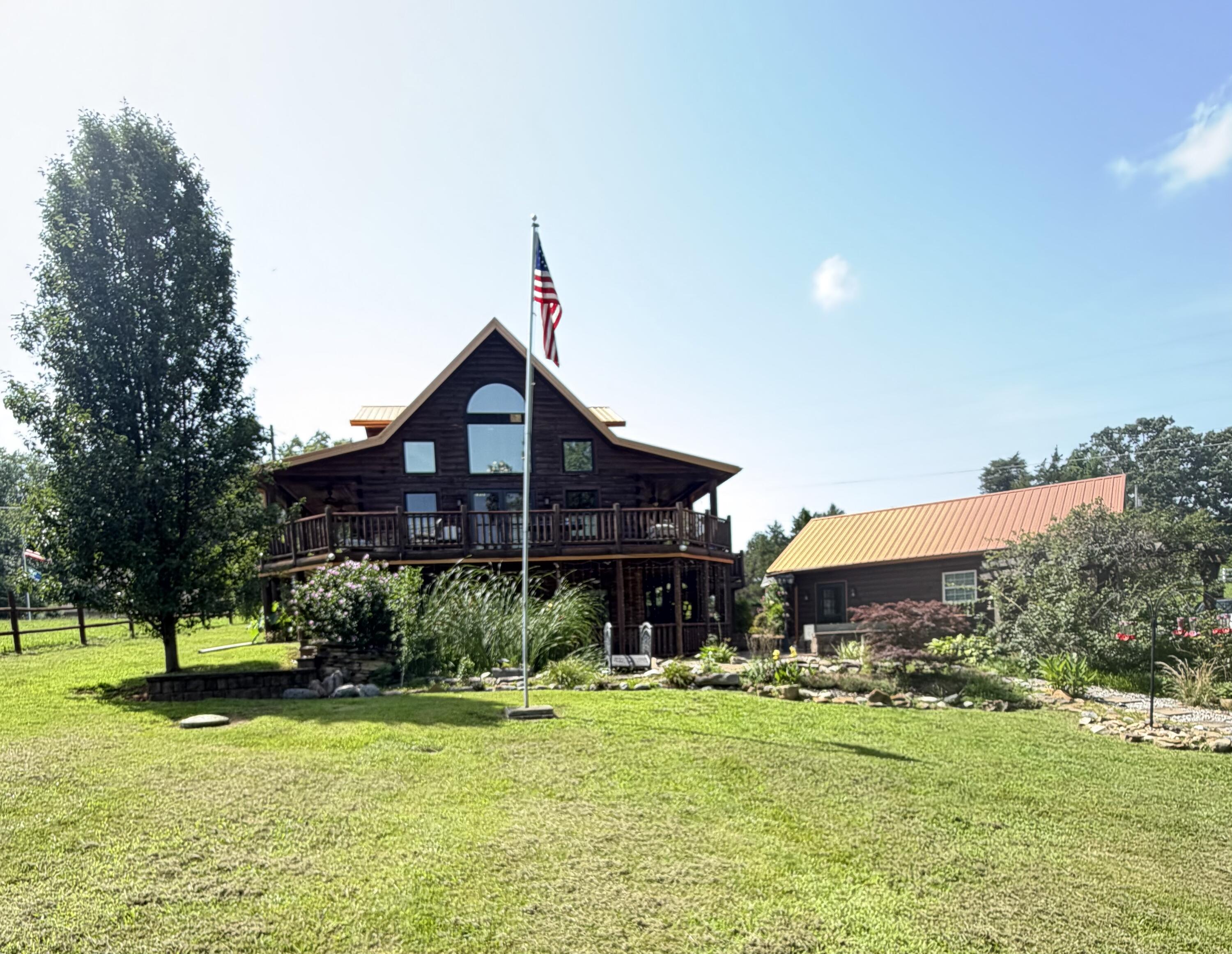 484 Blue Springs Boulevard Property Photo 44