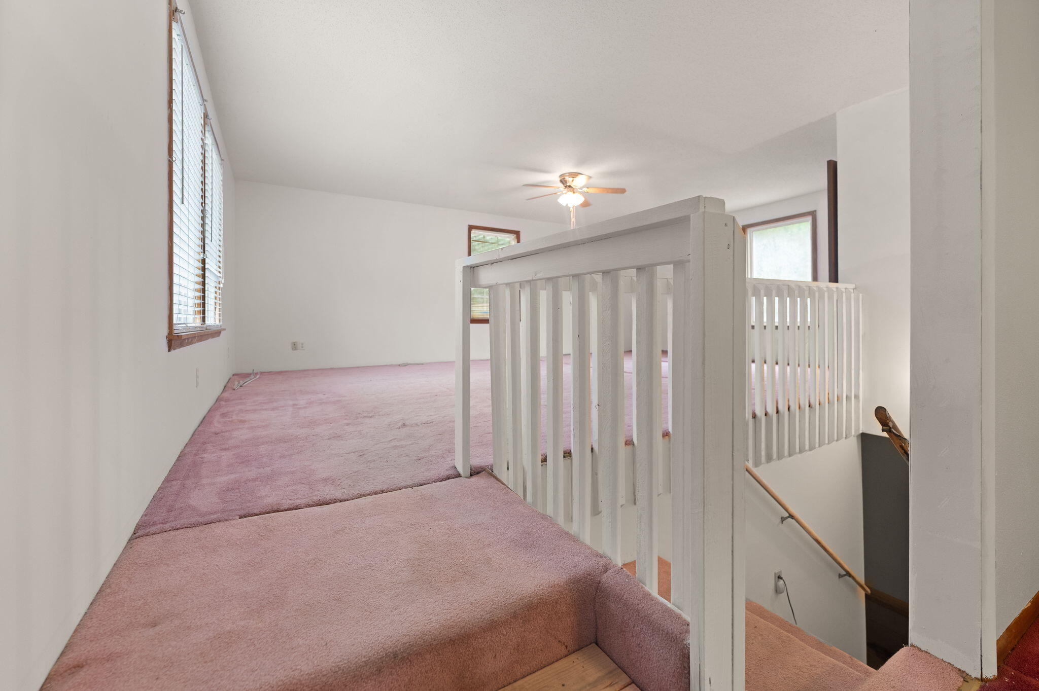 327 Day Hollow Property Photo 9