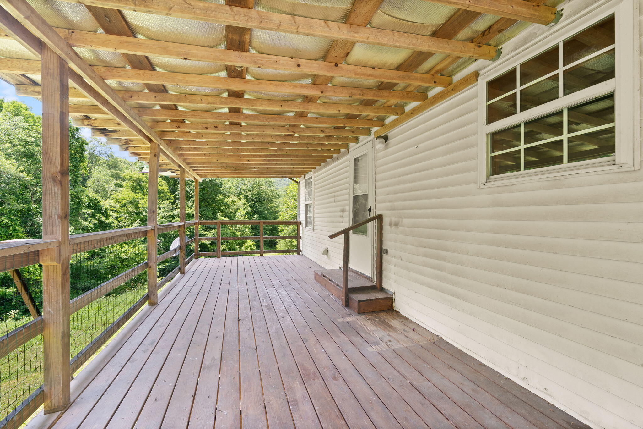 327 Day Hollow Property Photo 69