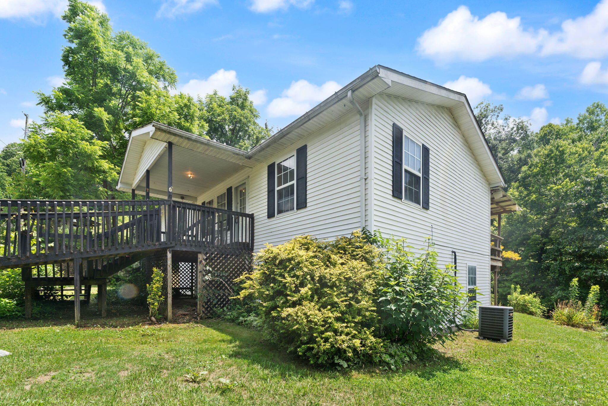 327 Day Hollow Property Photo 75
