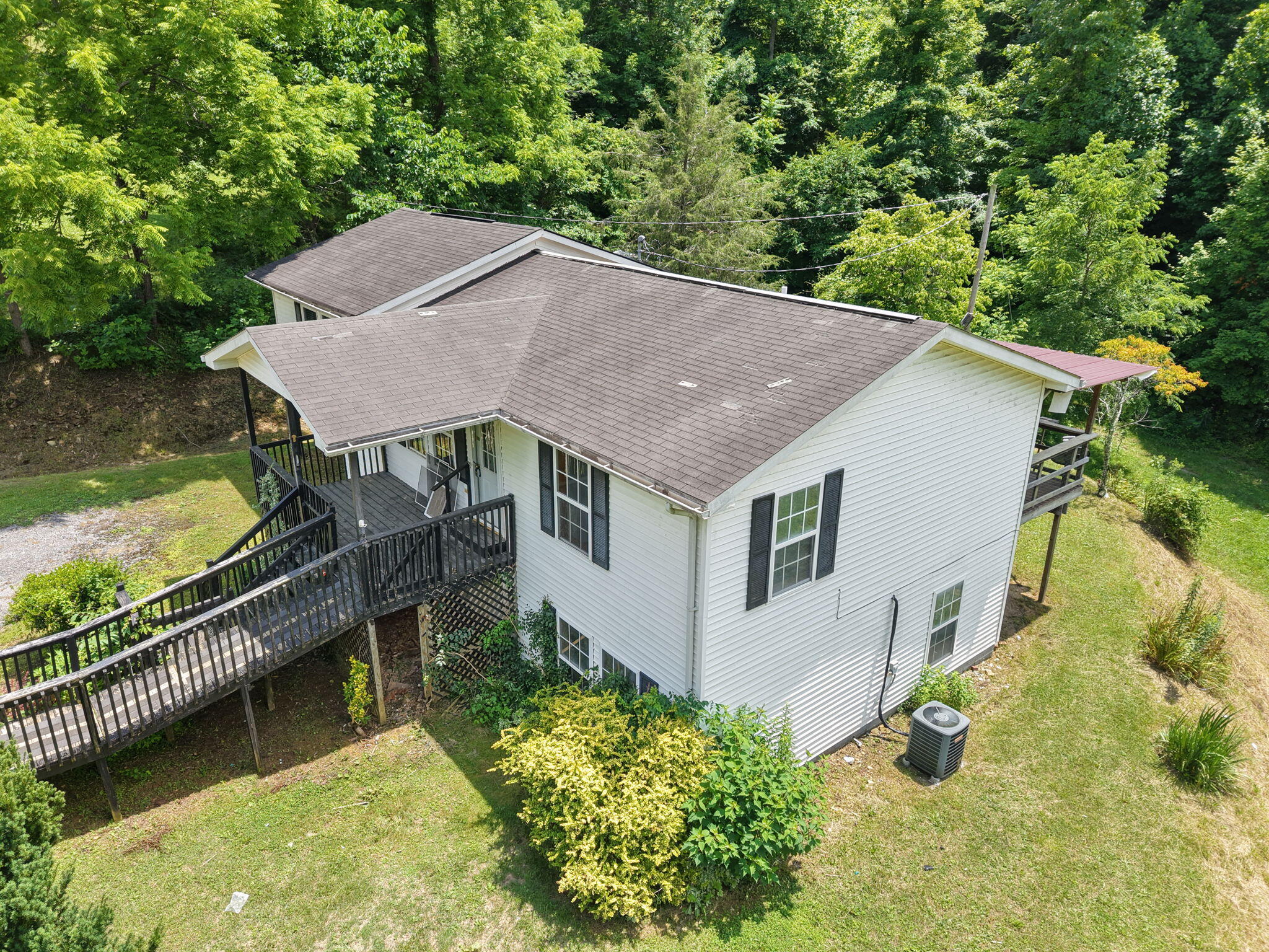 327 Day Hollow Property Photo 81