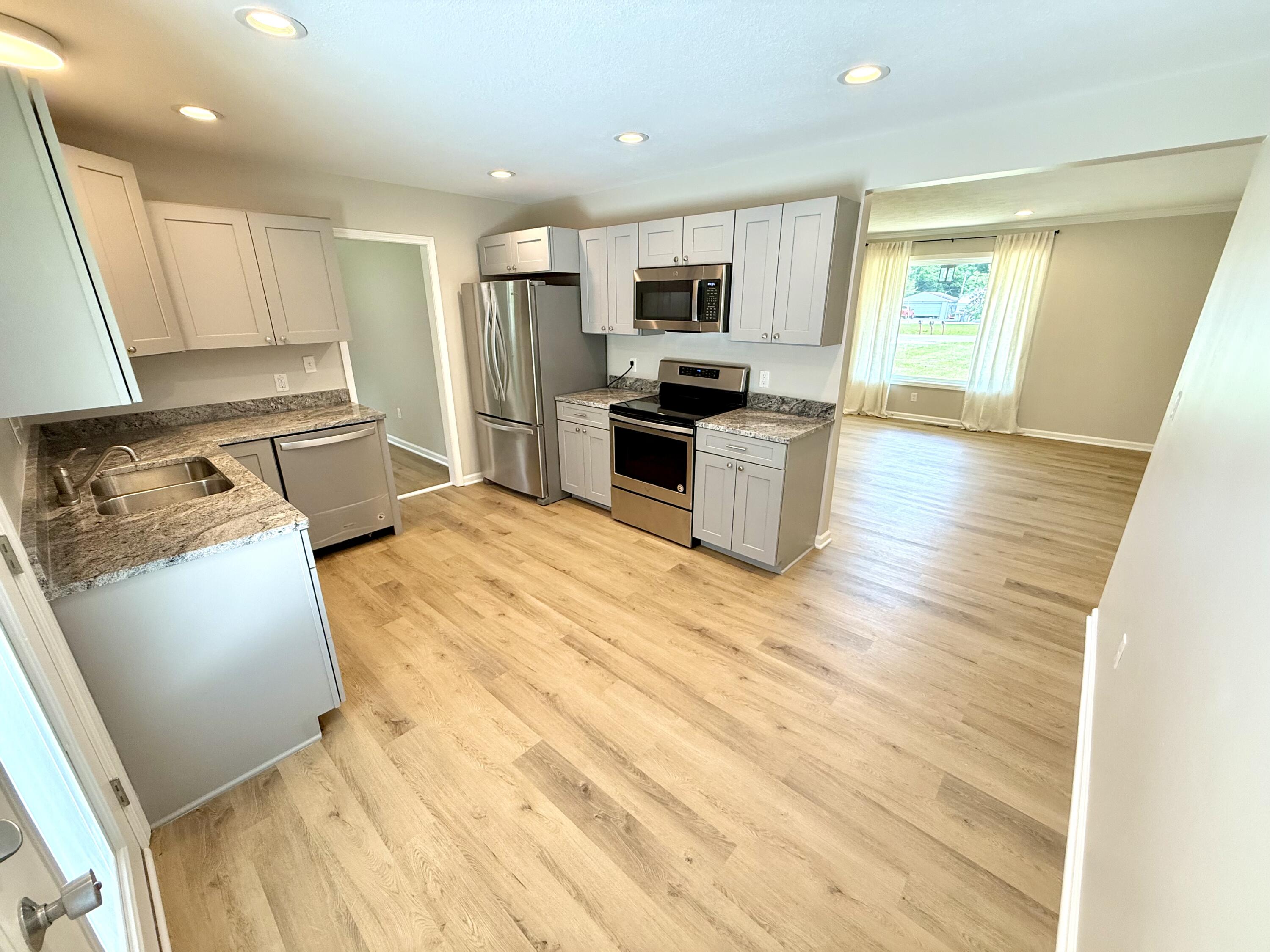 759 Big Bear Highway Property Photo 8