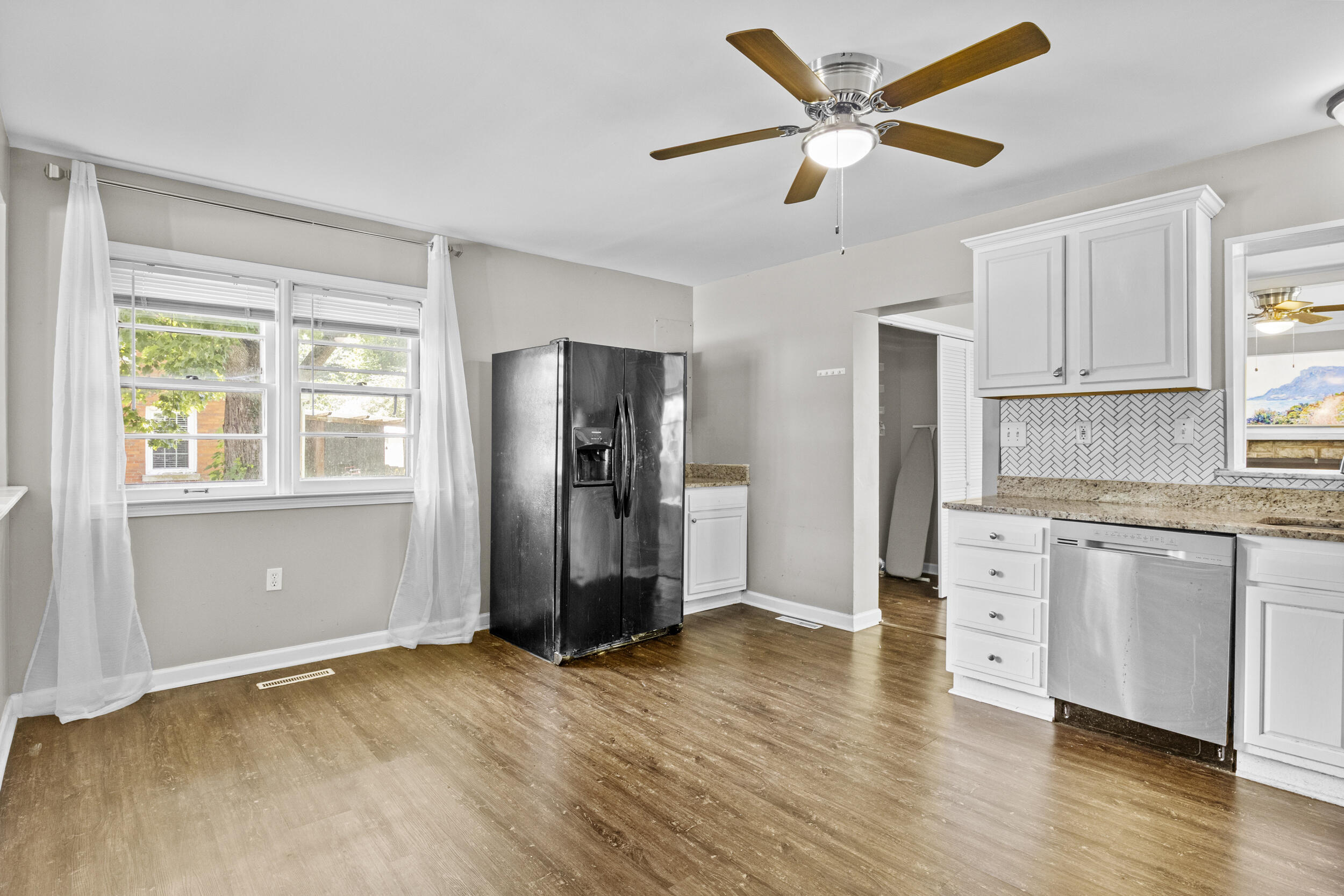 429 Barkley Drive Property Photo 7