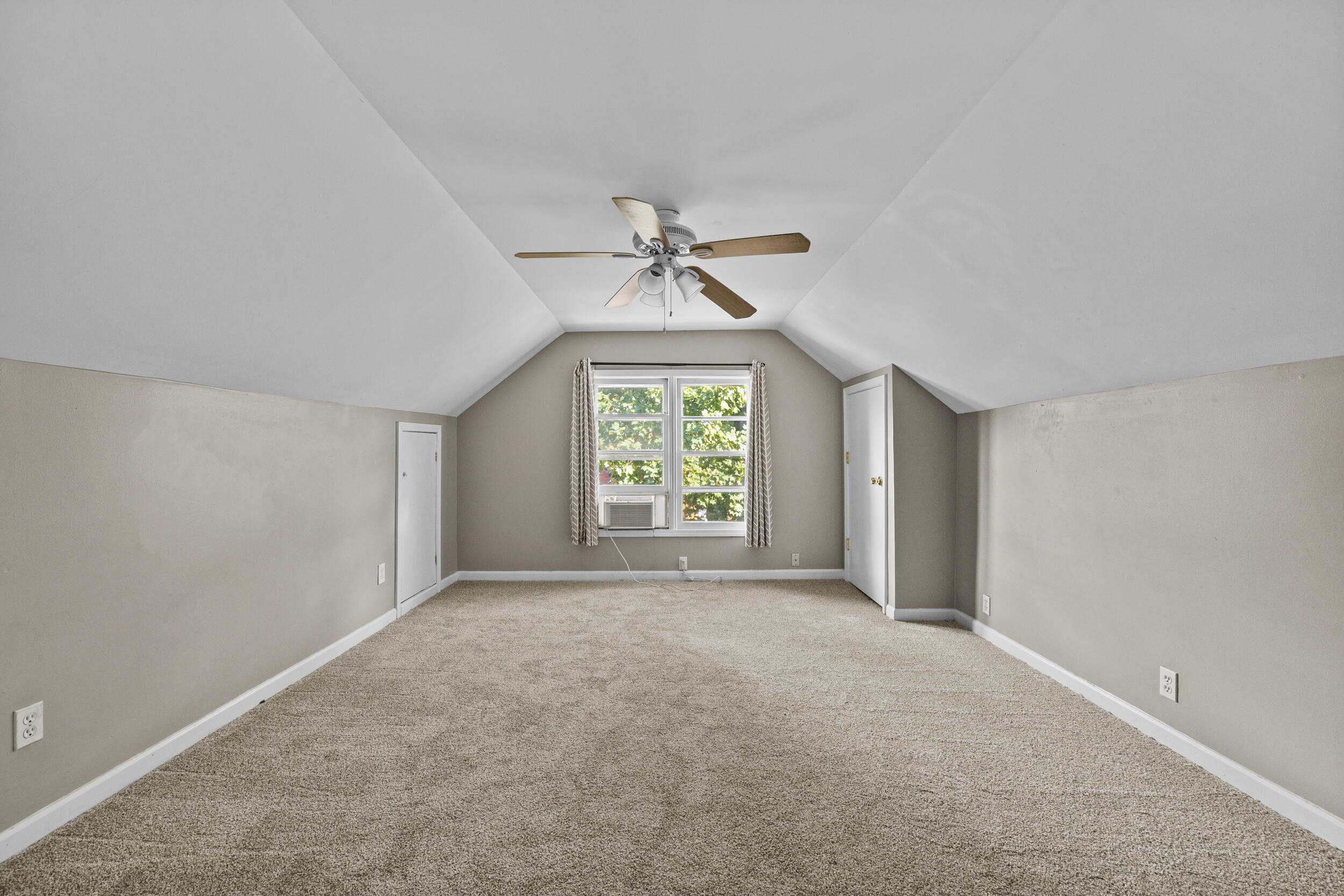 429 Barkley Drive Property Photo 18