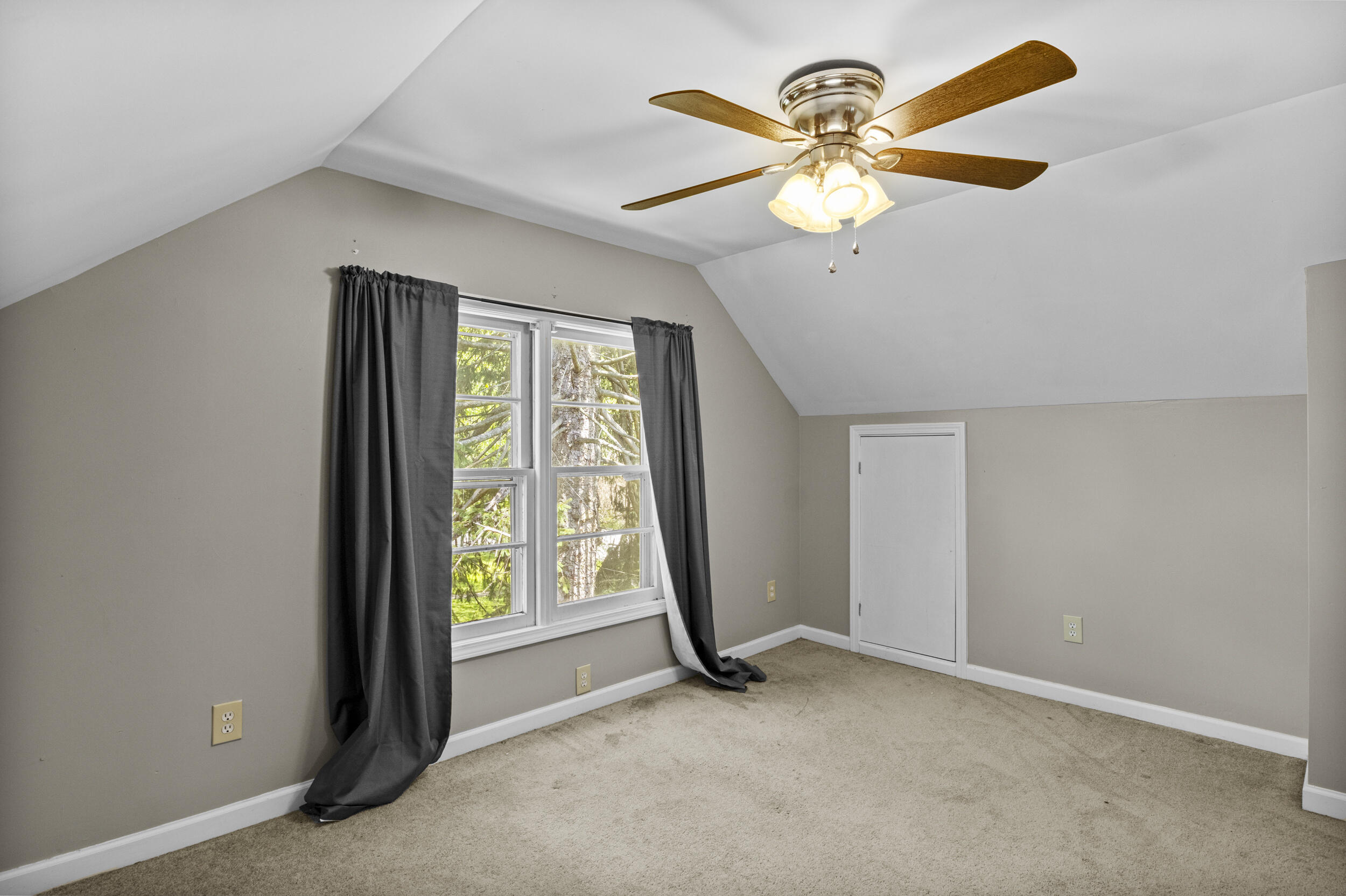 429 Barkley Drive Property Photo 21