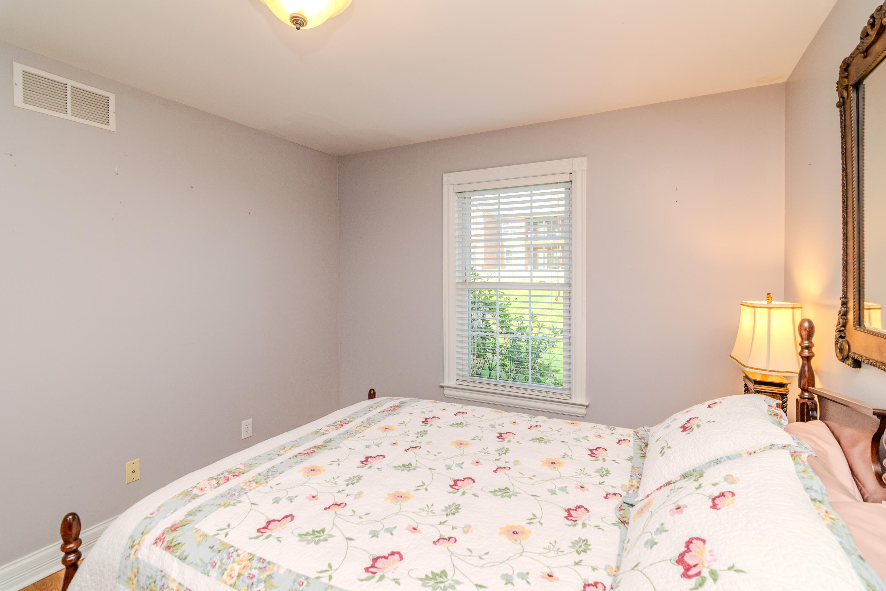 187 Hawthorne Drive Property Photo 32