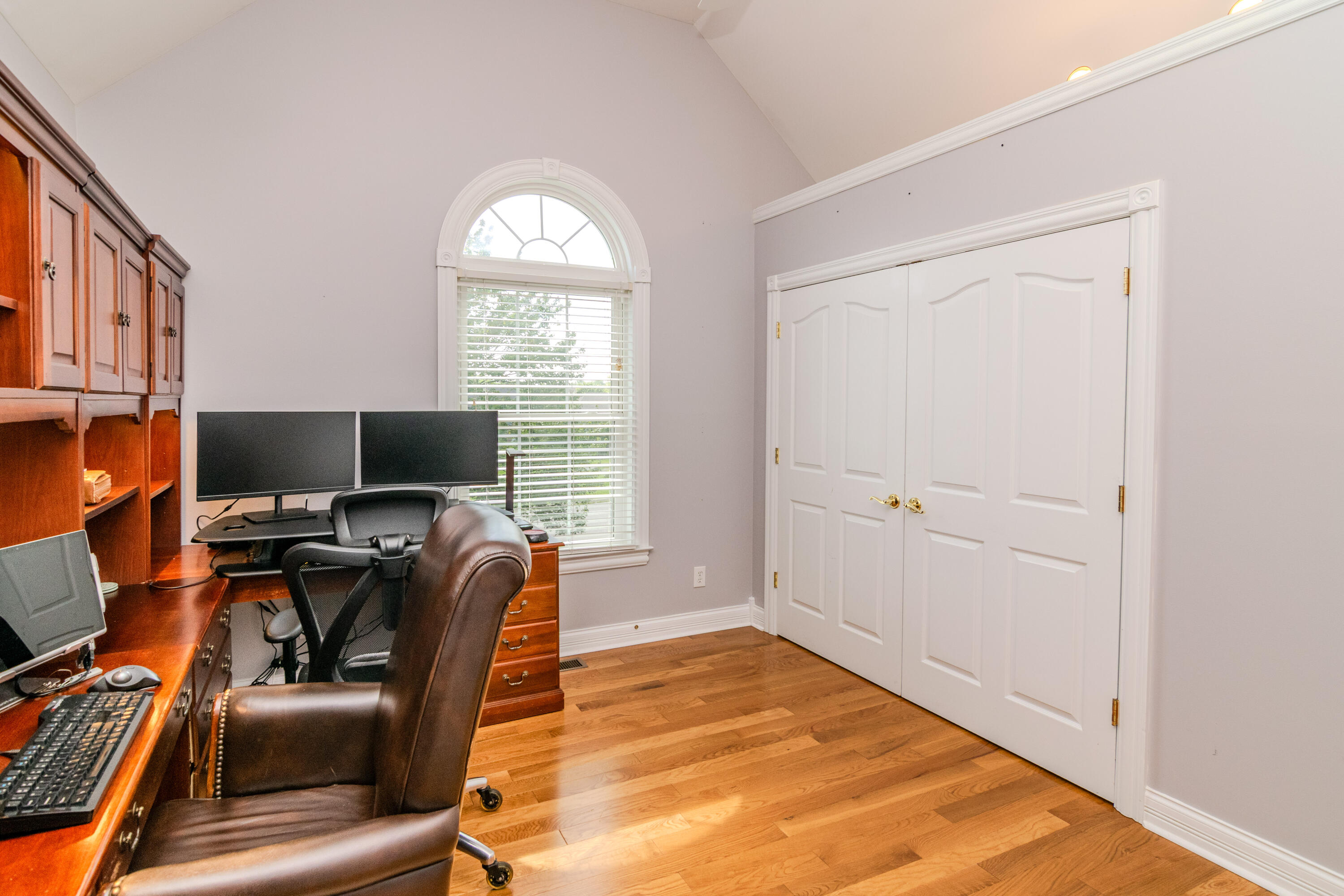 187 Hawthorne Drive Property Photo 37