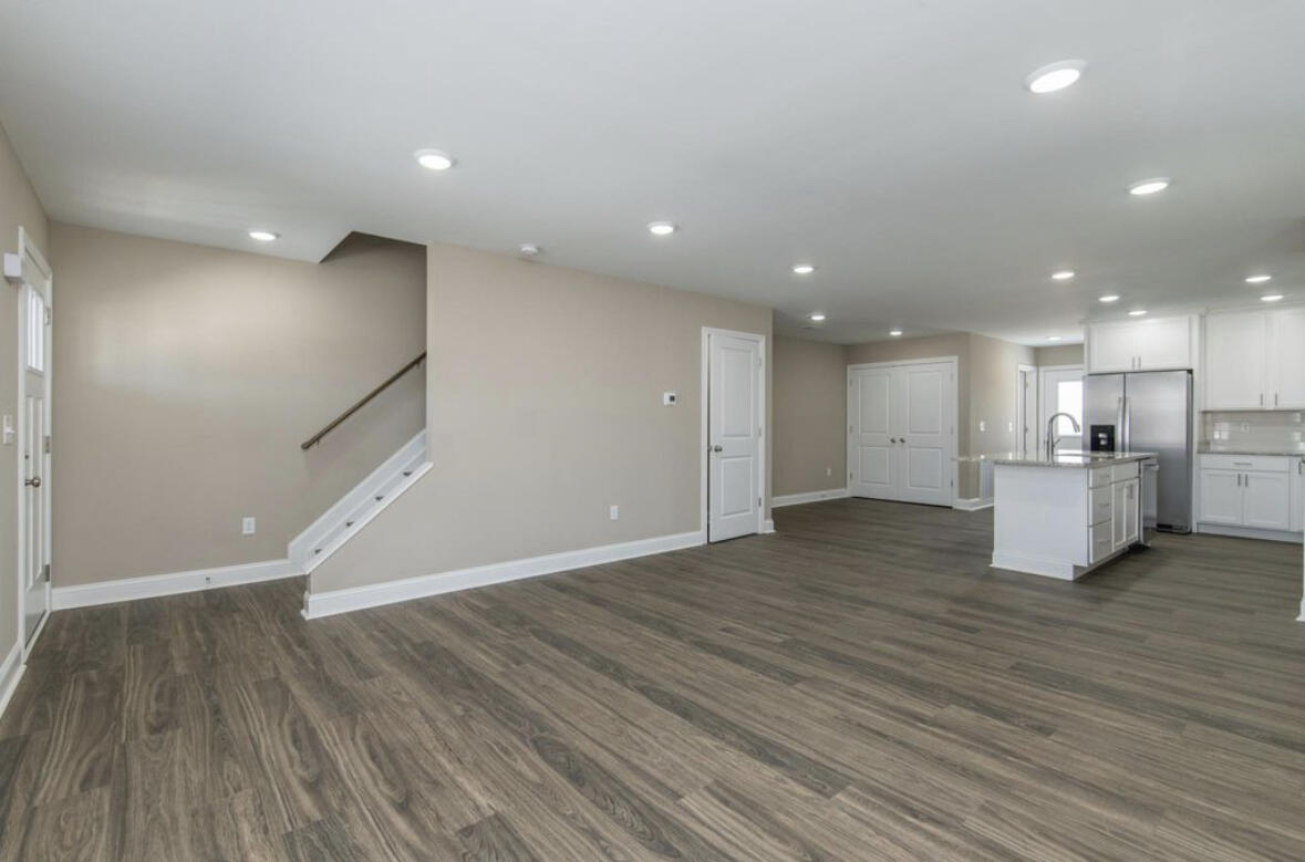 4022 Ruby Rose Road Property Photo 7